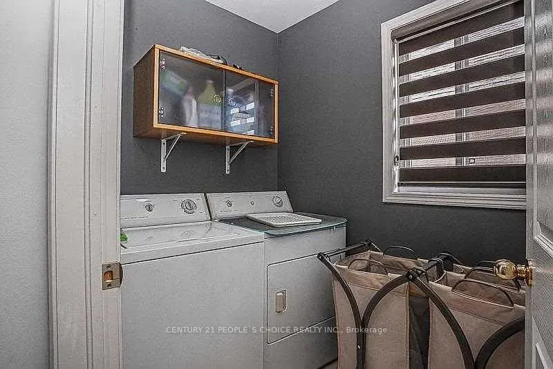 50 Sweetwood Circle W