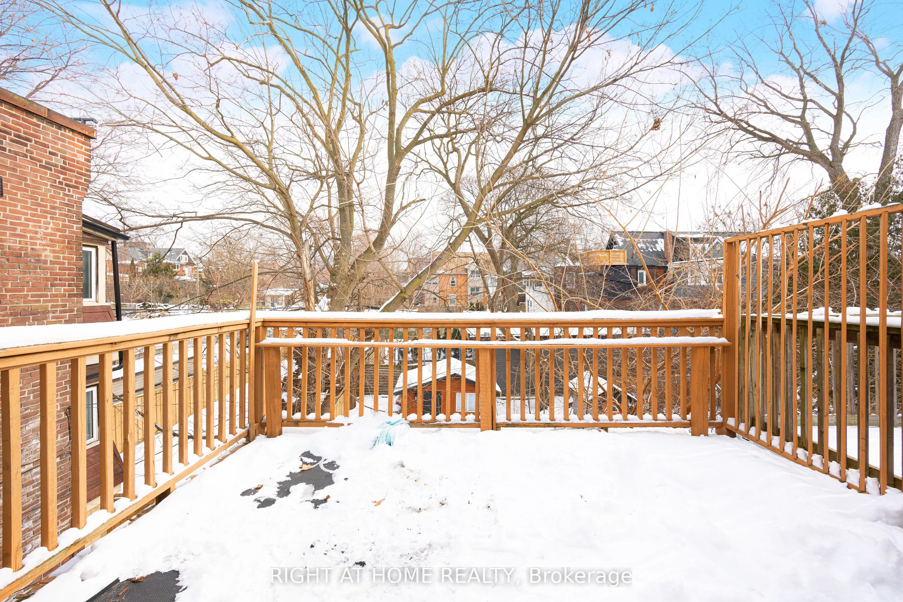 725 Indian Road
