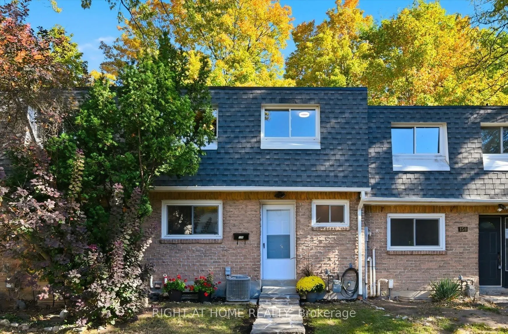 2050 Upper Middle Road #159