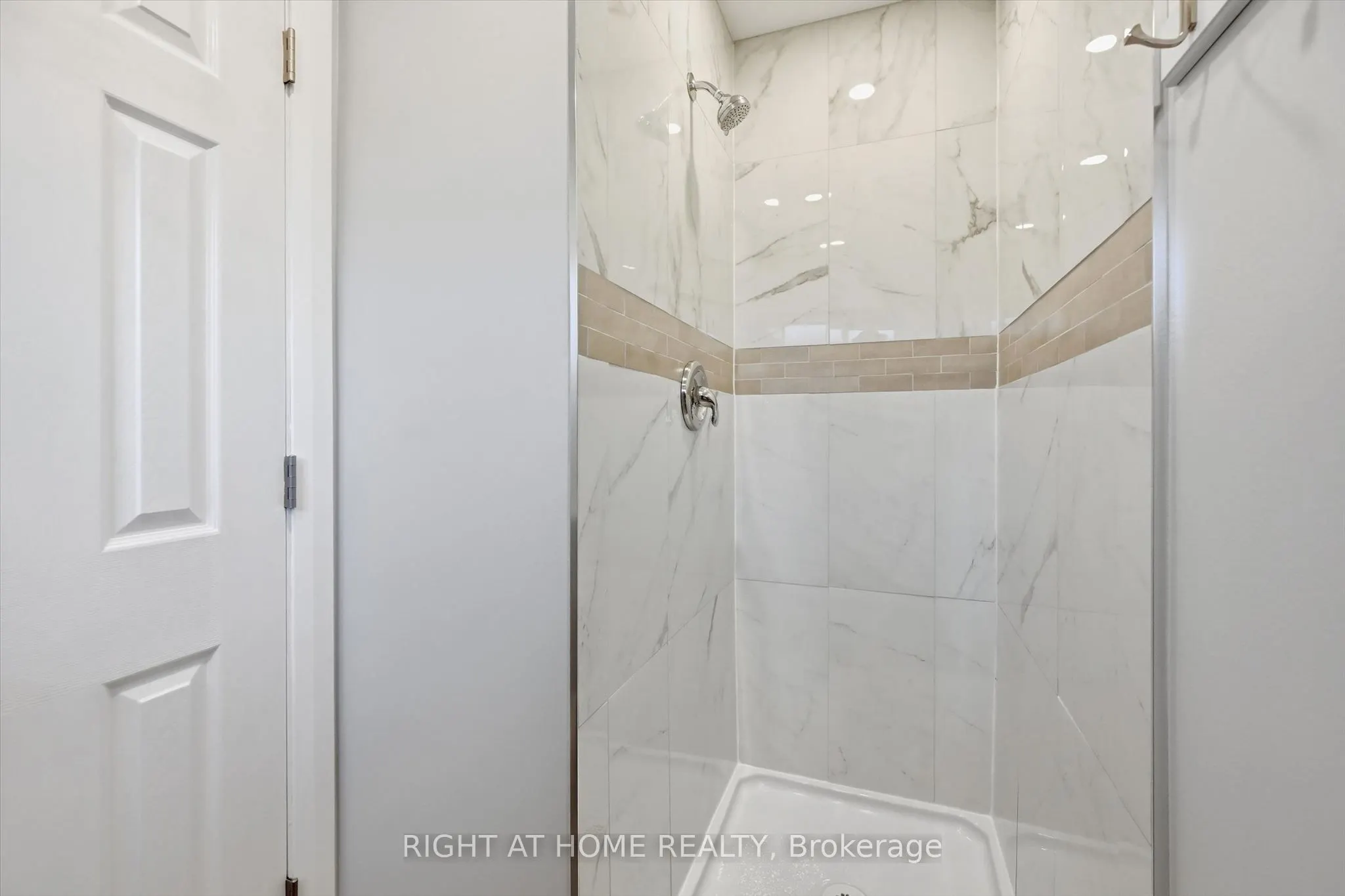 2050 Upper Middle Road #159