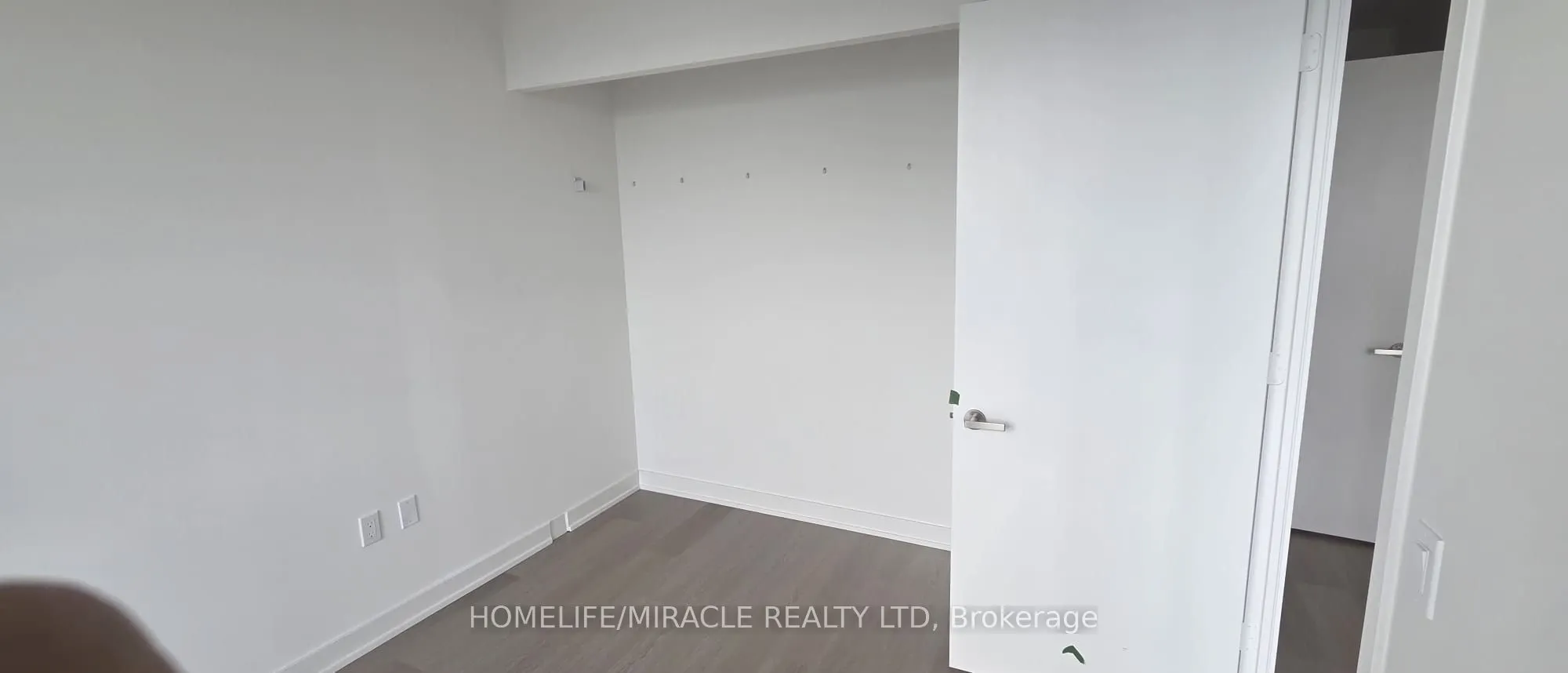448 Burnhamthorpe Road W #7509