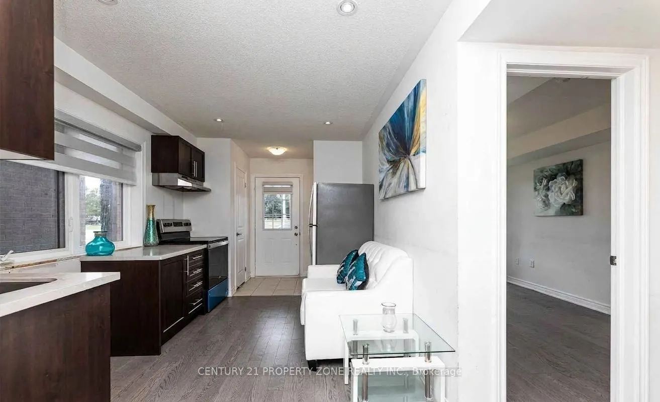 39 Hashmi Place