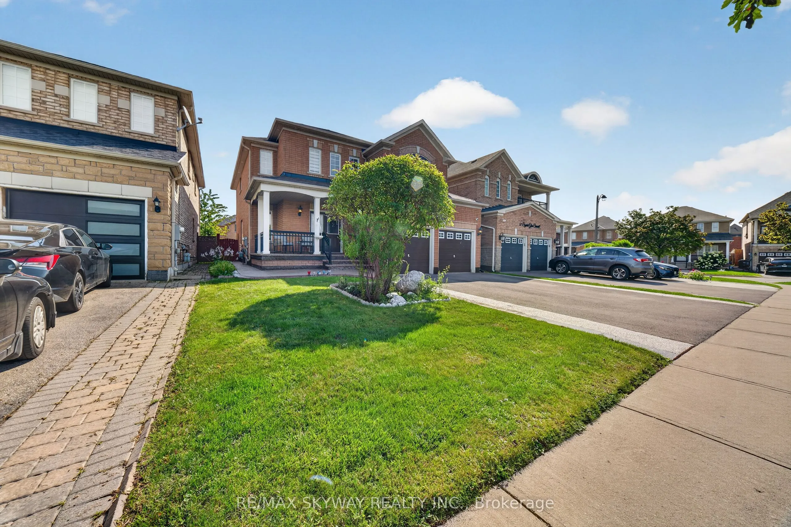 59 Crystal Glen Crescent