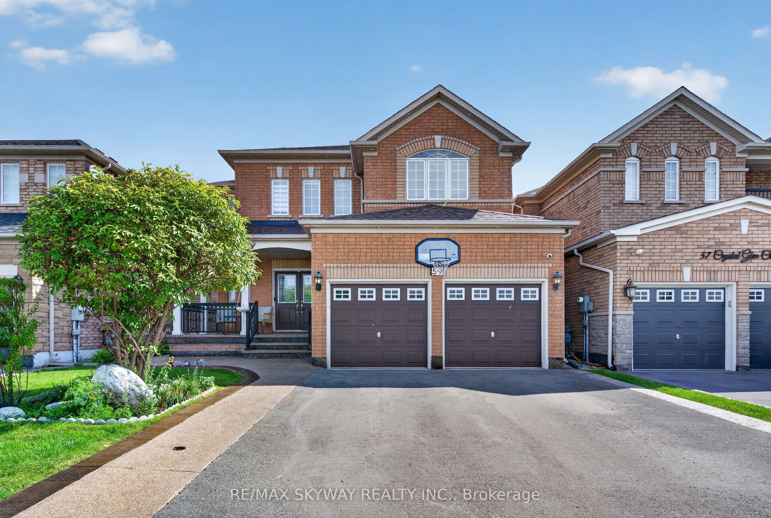 59 Crystal Glen Crescent