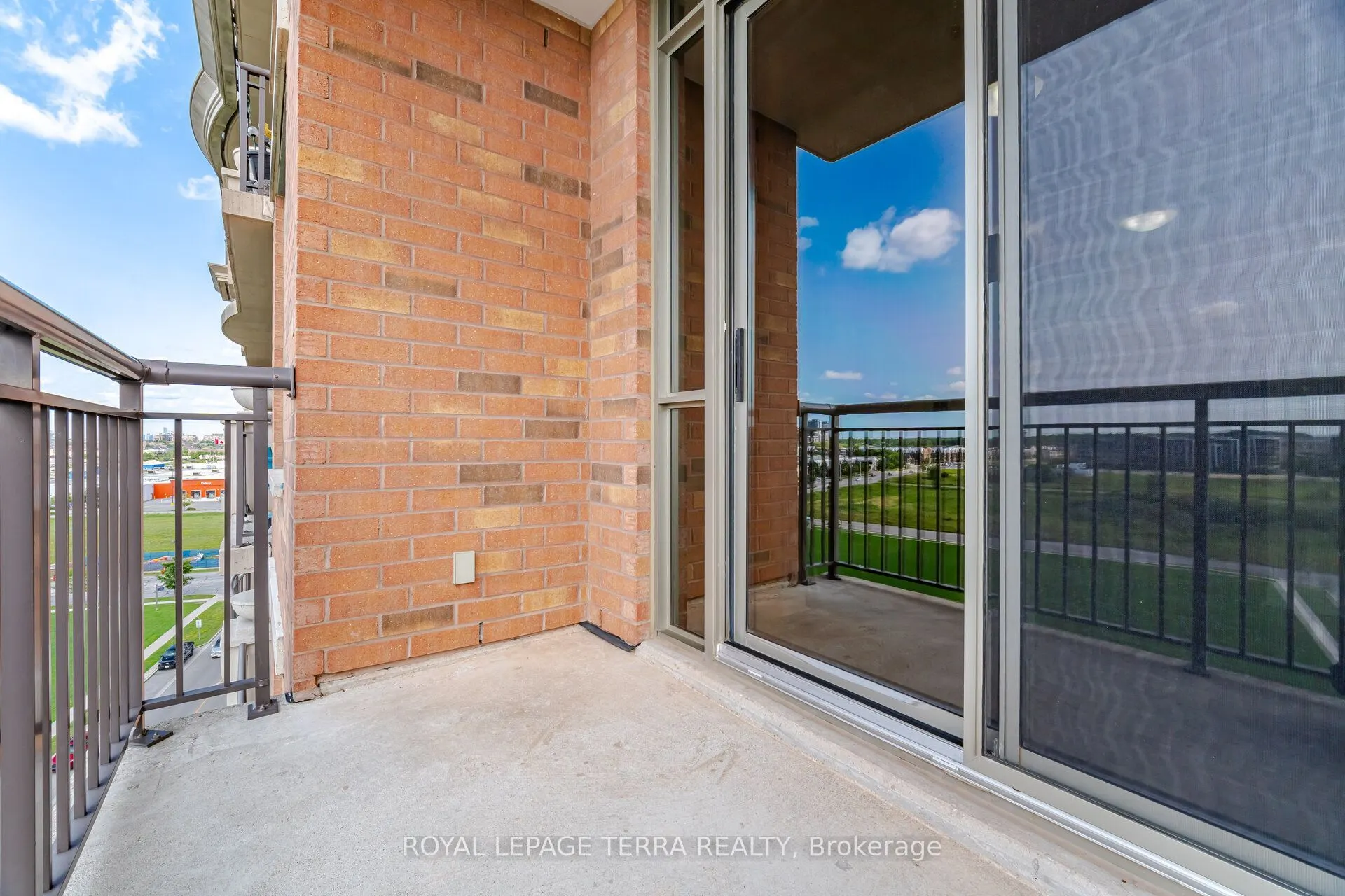2379 Central Park Drive #1011