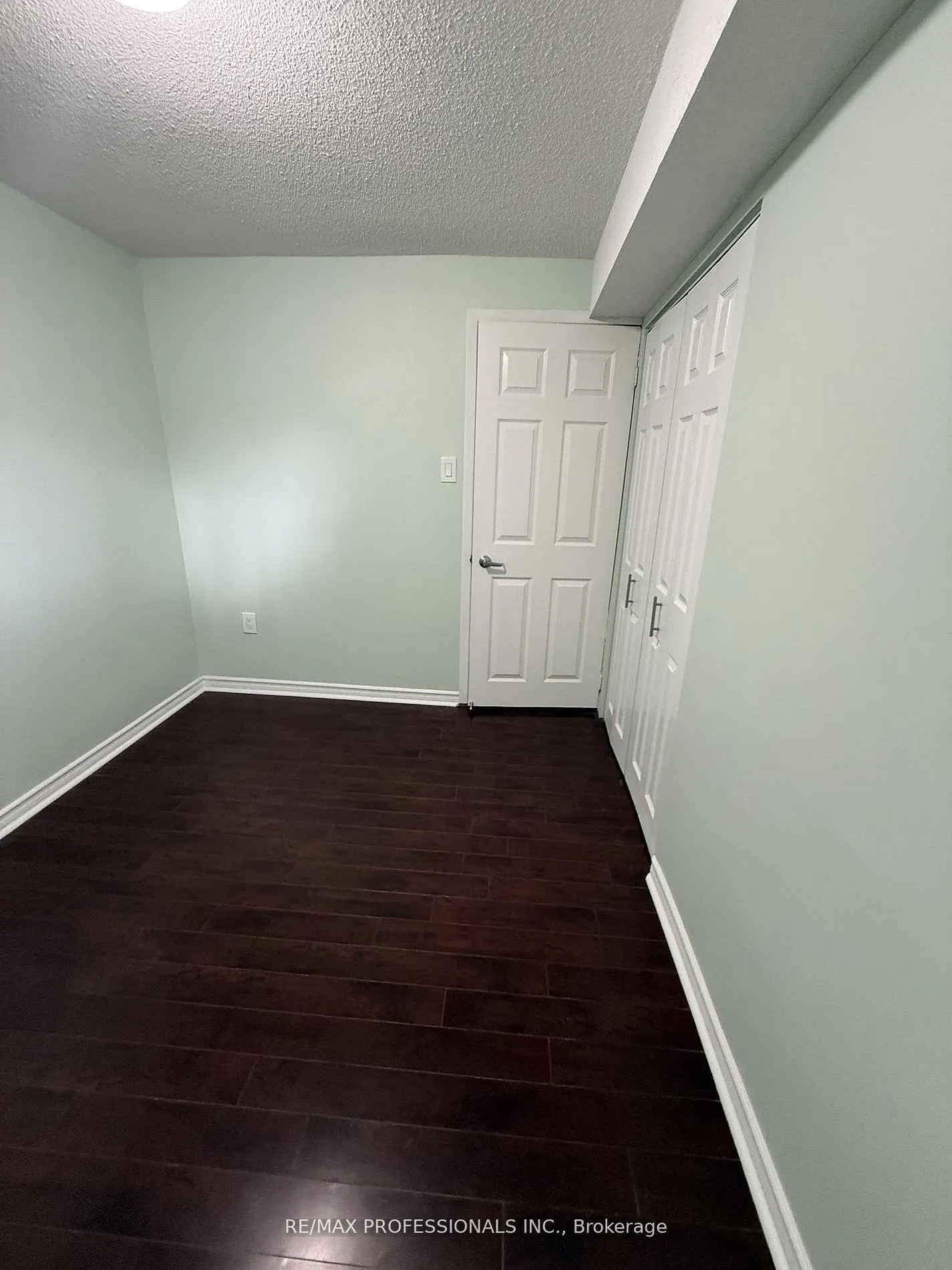 23 Dunwich Place #Basement