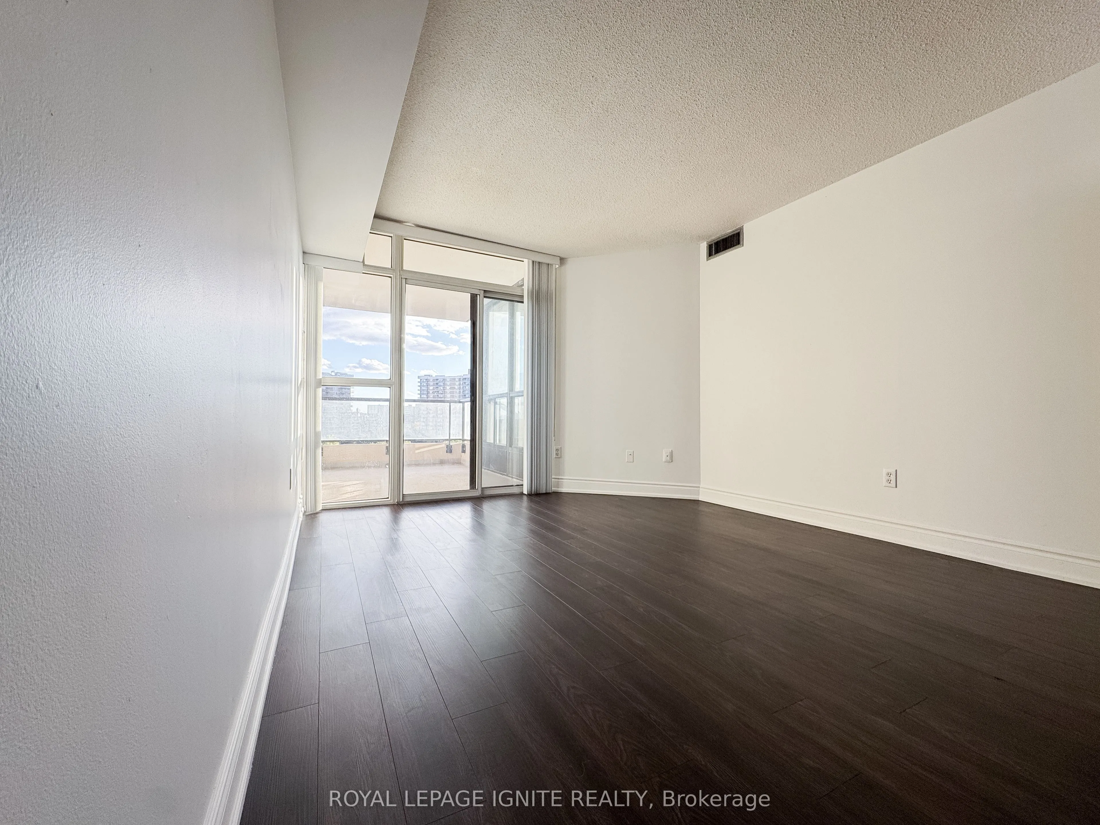 5 Rowntree Road #1010