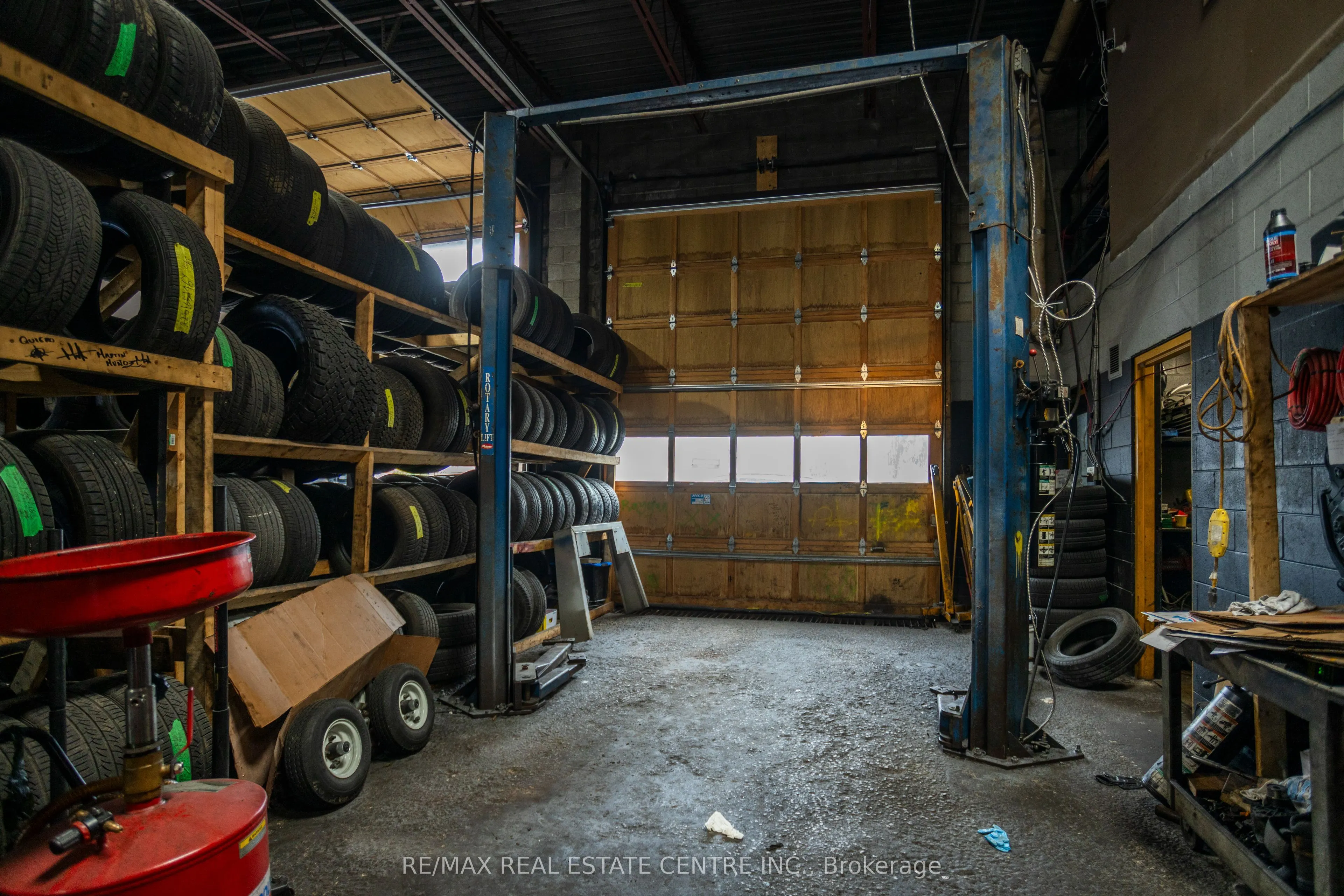 1000 Weston Road