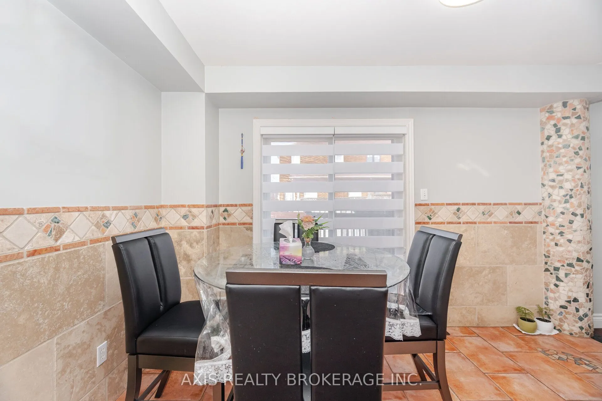 2 Queen Mary Drive
