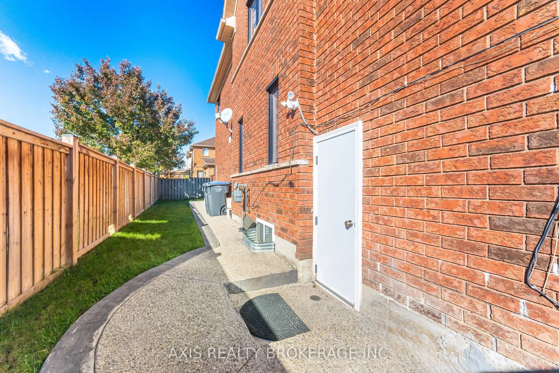 2 Queen Mary Drive