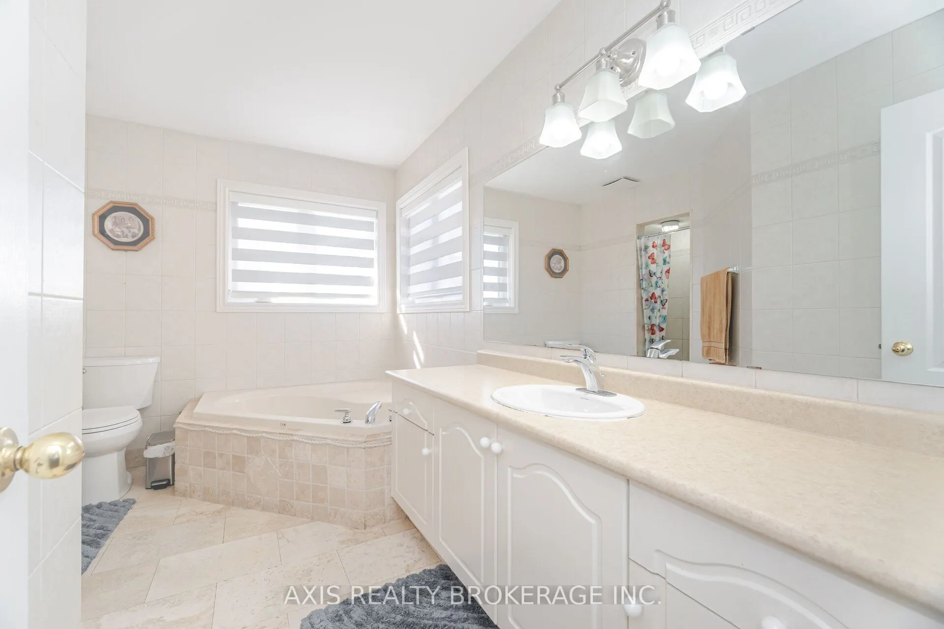 2 Queen Mary Drive