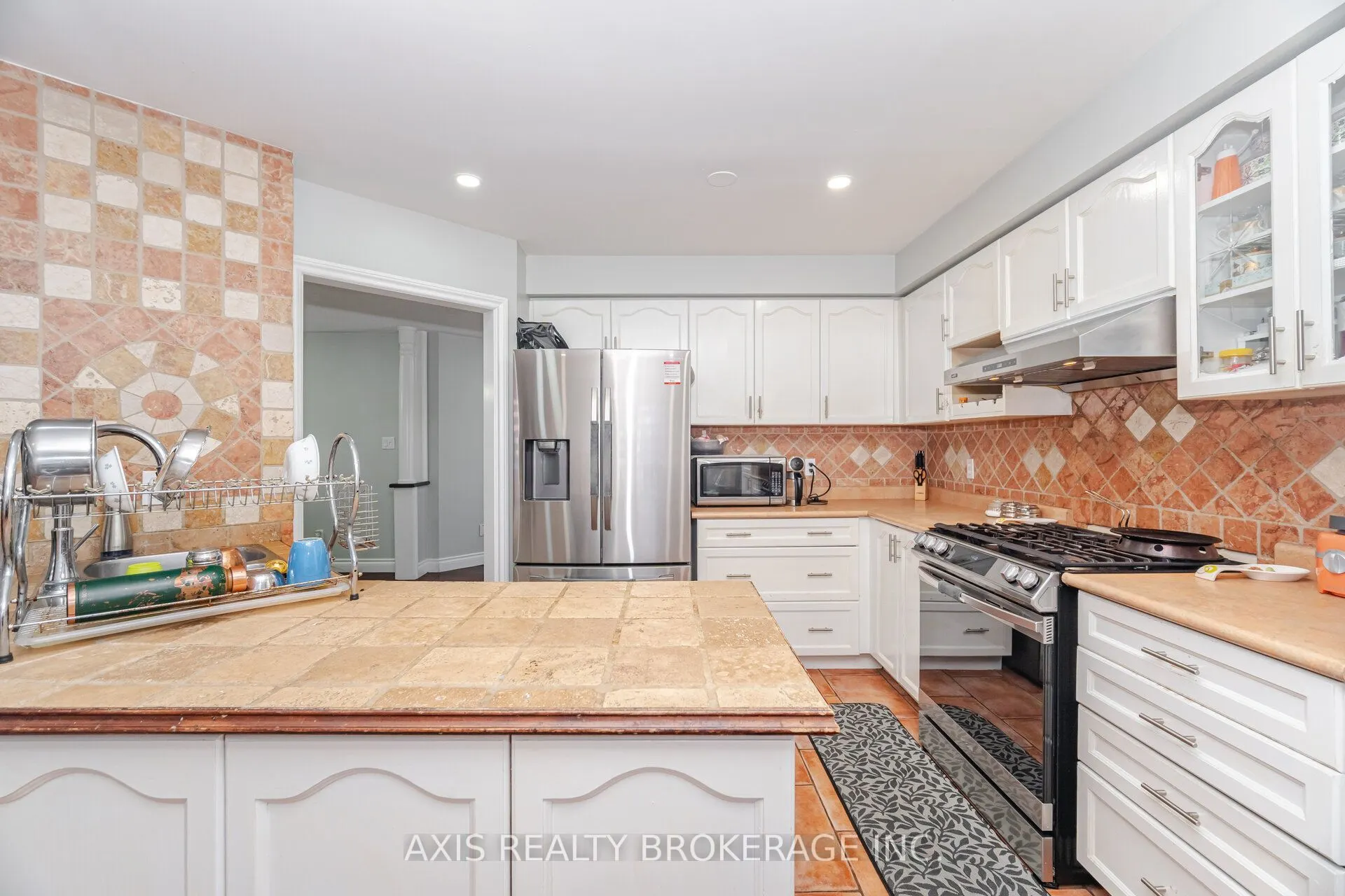 2 Queen Mary Drive