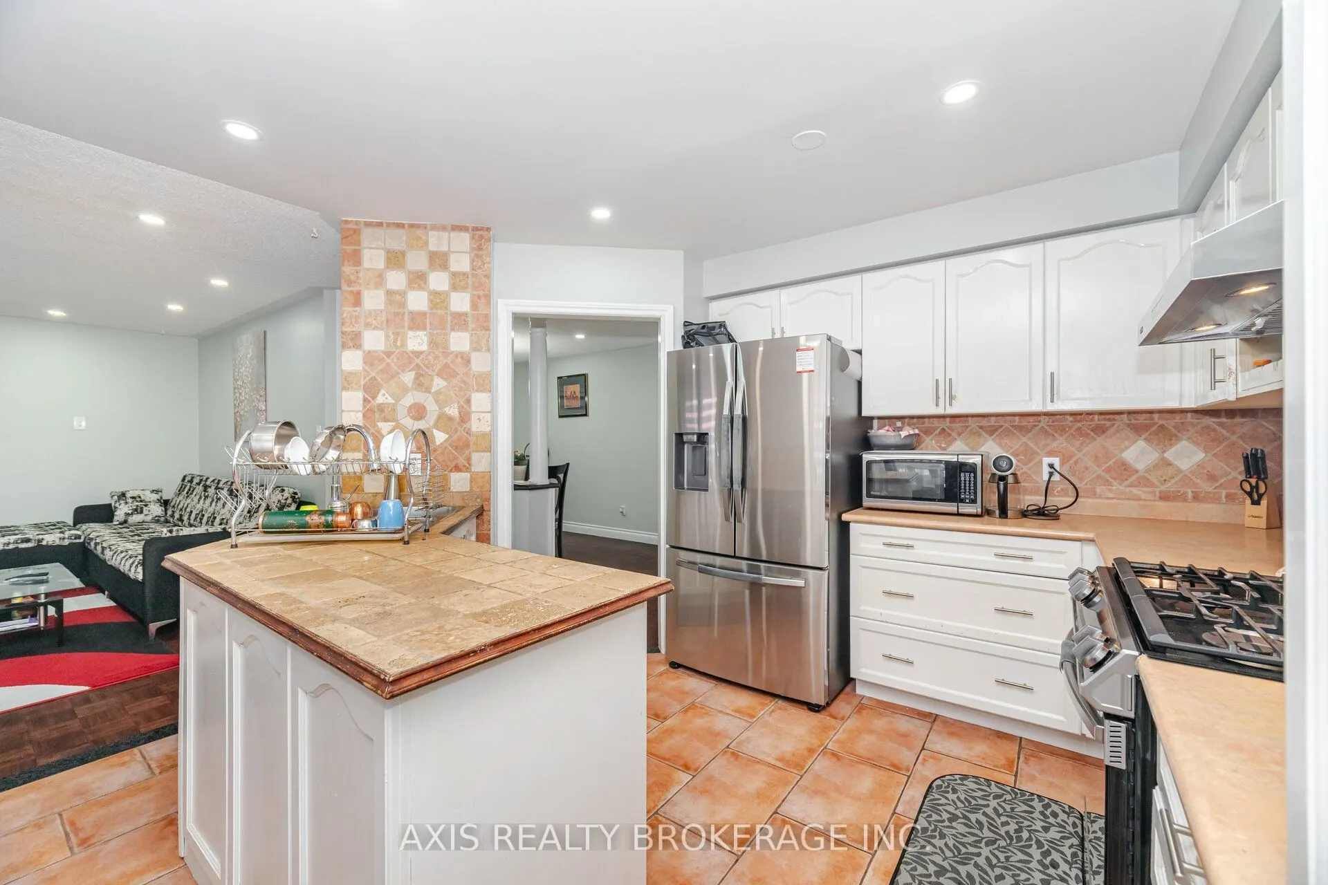 2 Queen Mary Drive