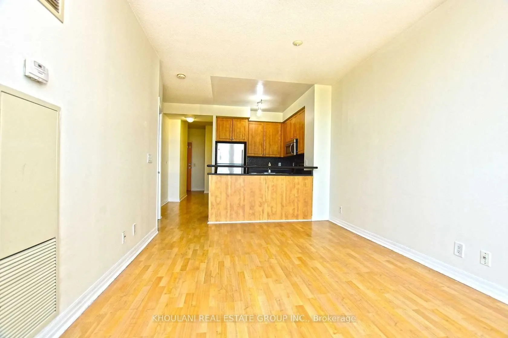 220 Burnhamthorpe Road #2201