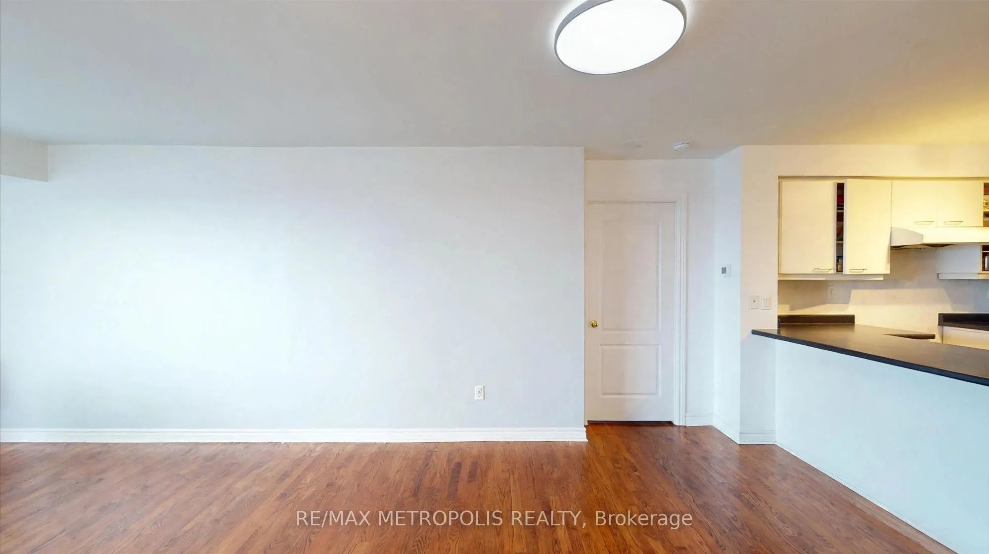 2111 Lake Shore Boulevard W #816