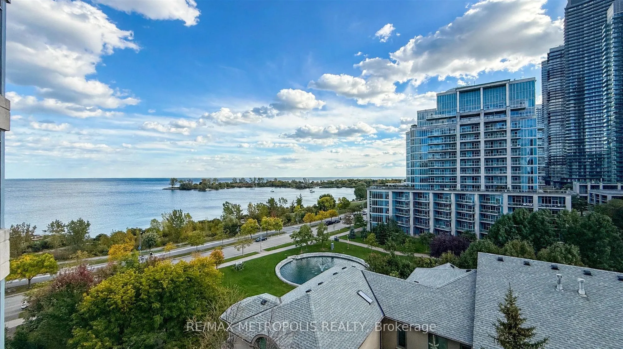 2111 Lake Shore Boulevard W #816