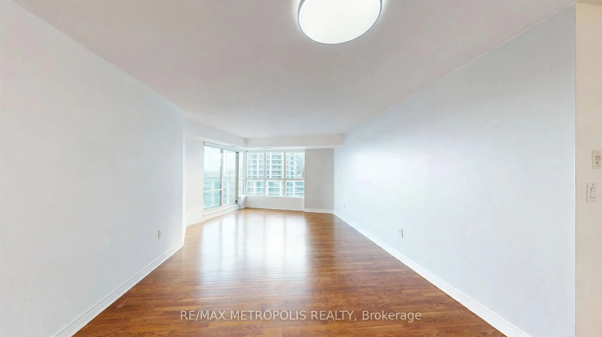 2111 Lake Shore Boulevard W #816
