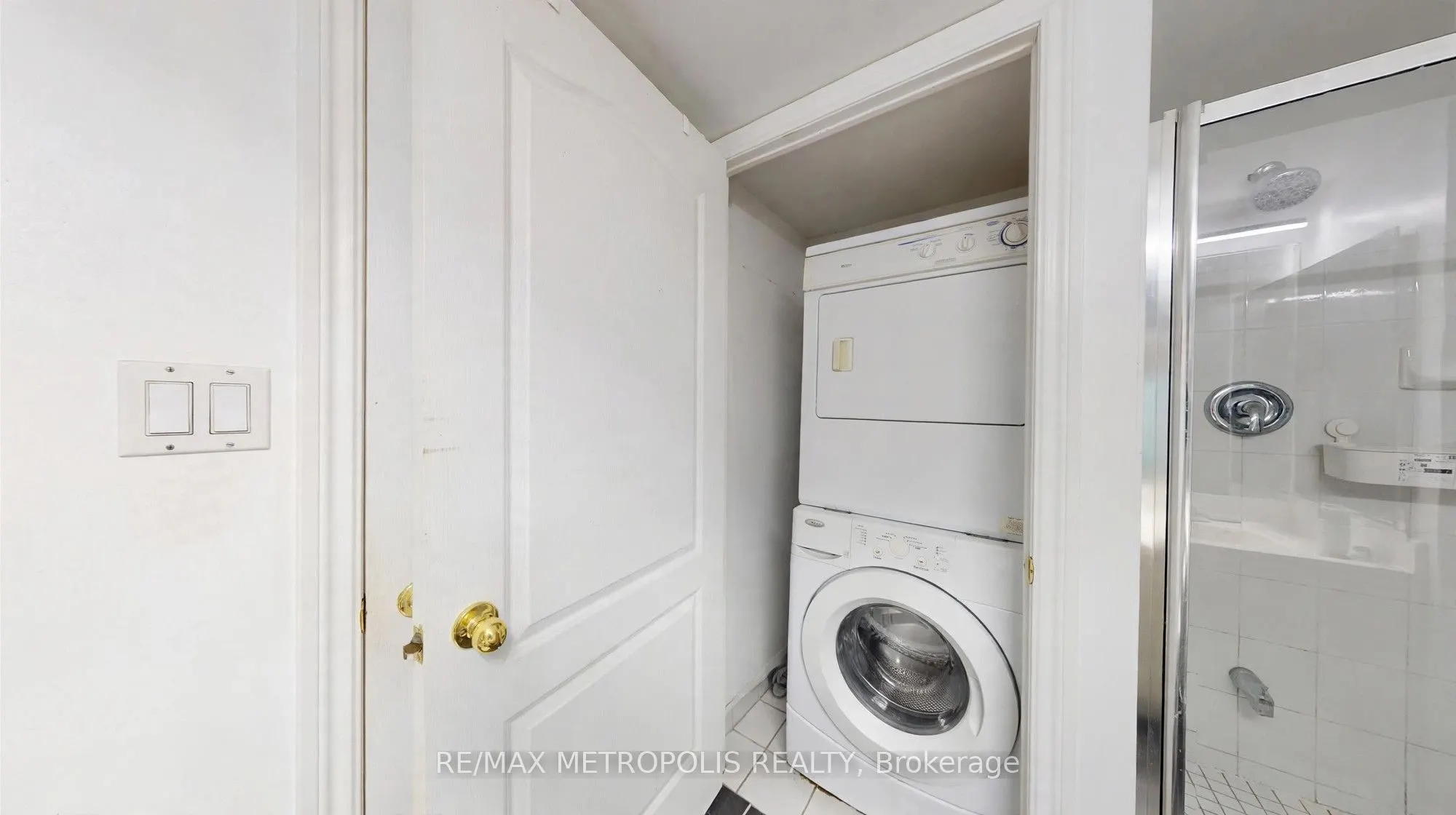 2111 Lake Shore Boulevard W #816