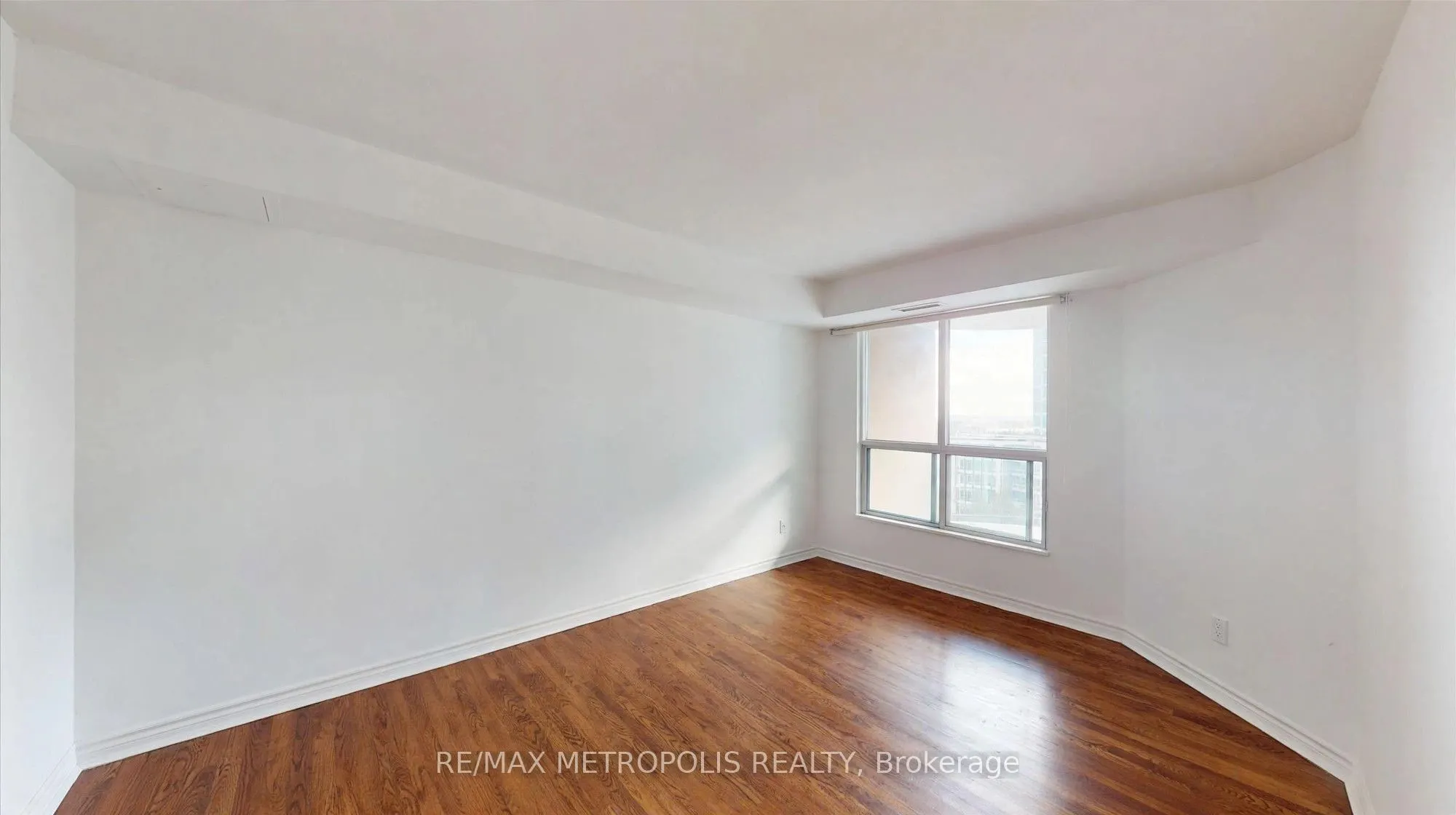 2111 Lake Shore Boulevard W #816