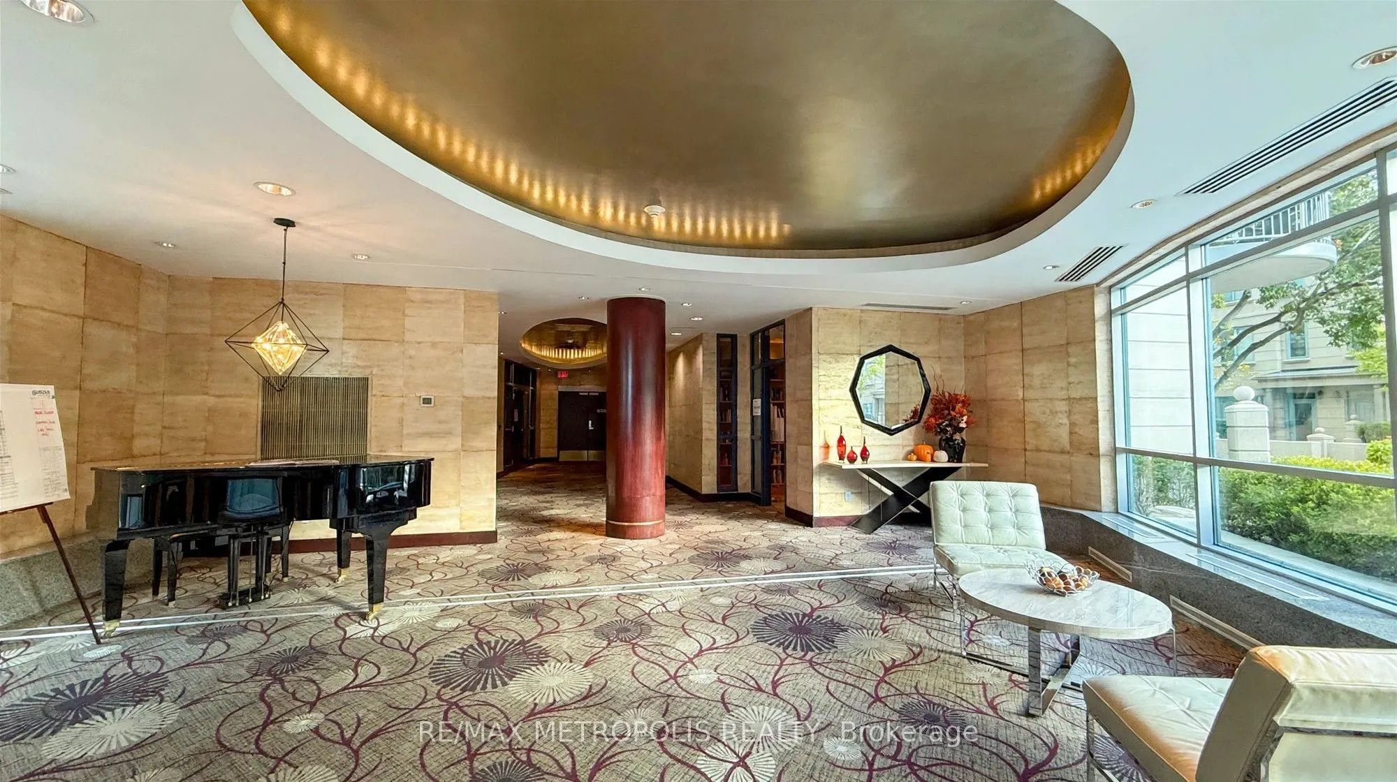 2111 Lake Shore Boulevard W #816