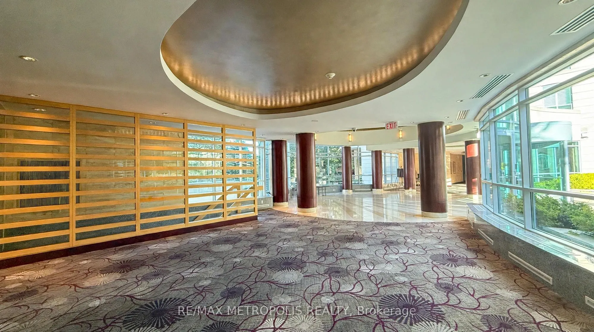 2111 Lake Shore Boulevard W #816