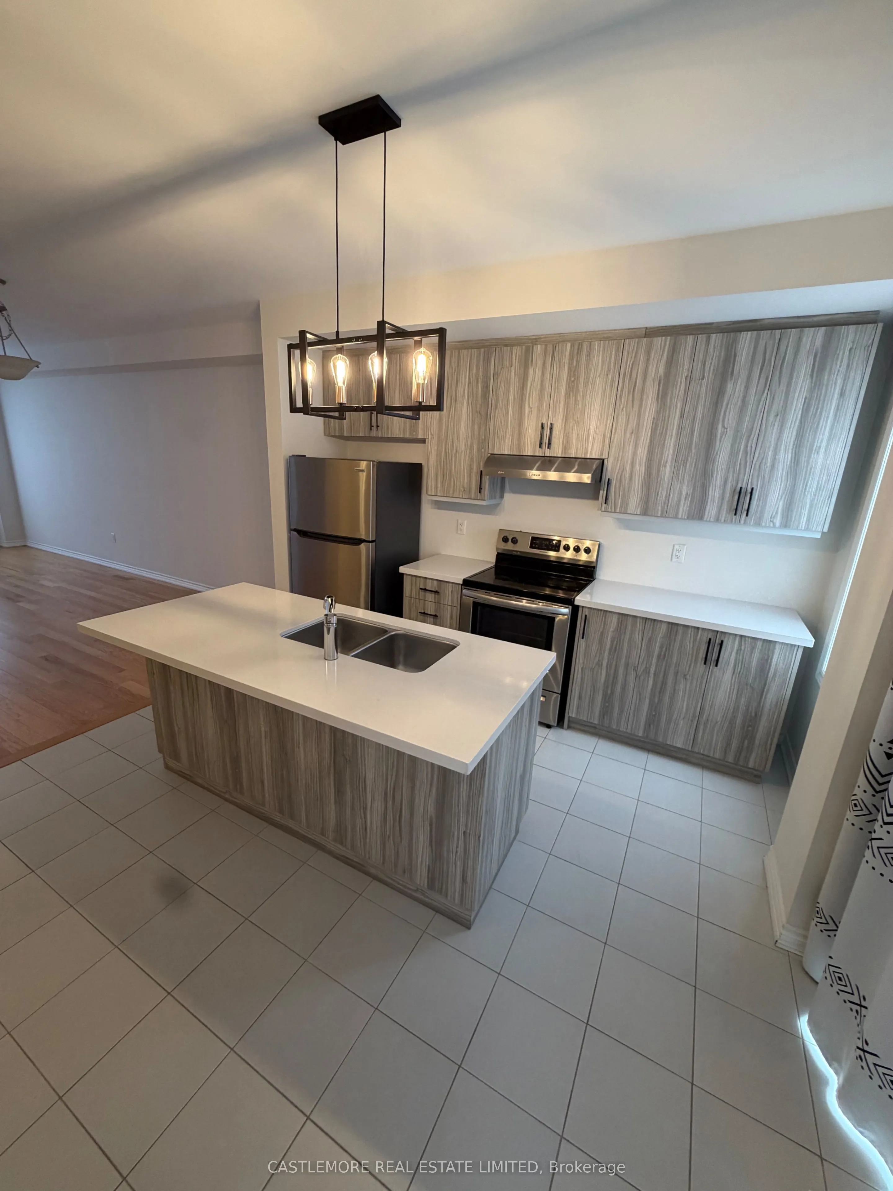 7 Arcola Street