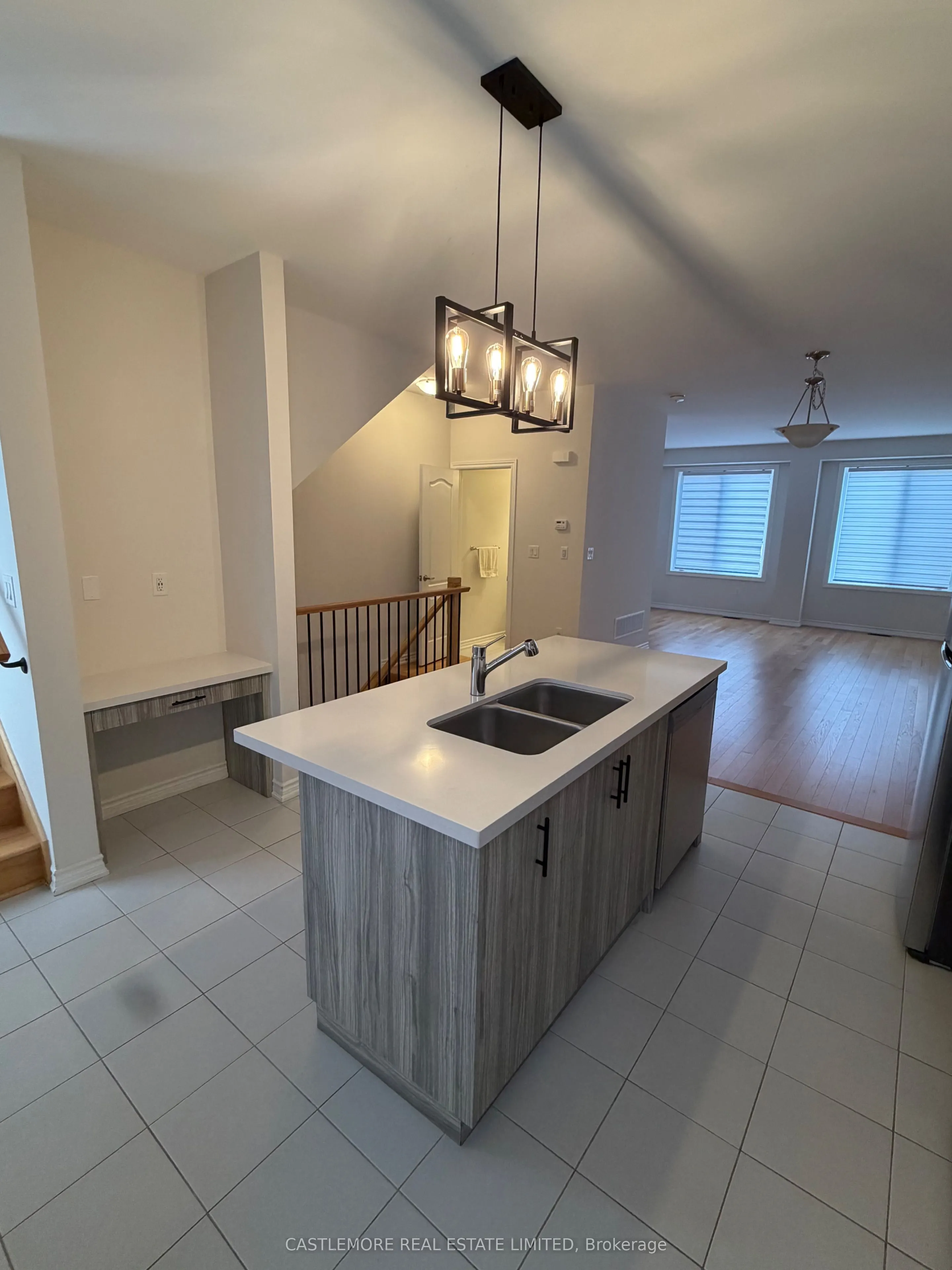 7 Arcola Street