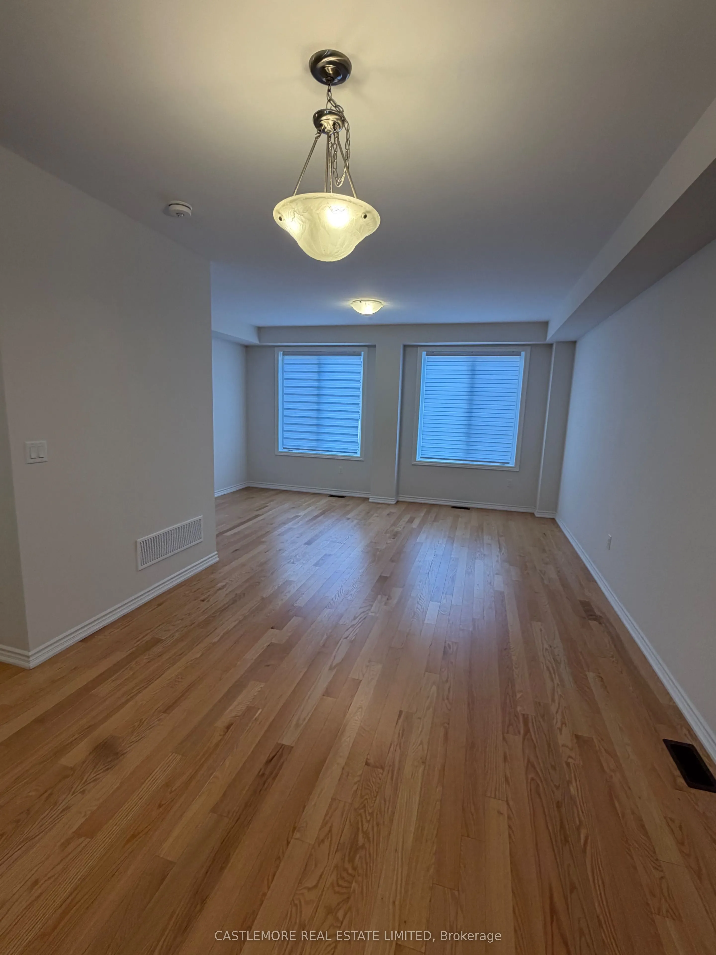 7 Arcola Street