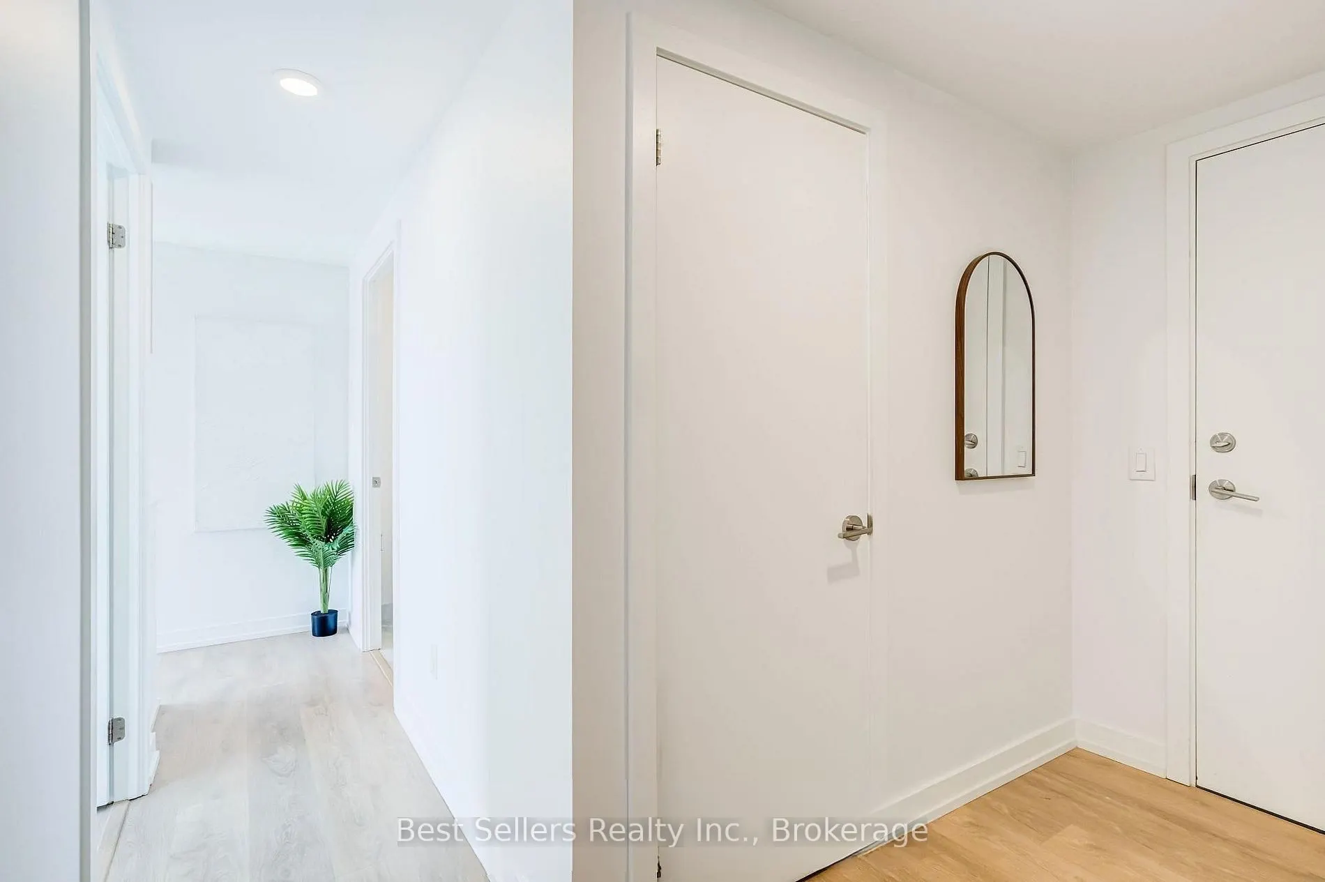 1100 Sheppard Avenue W #908