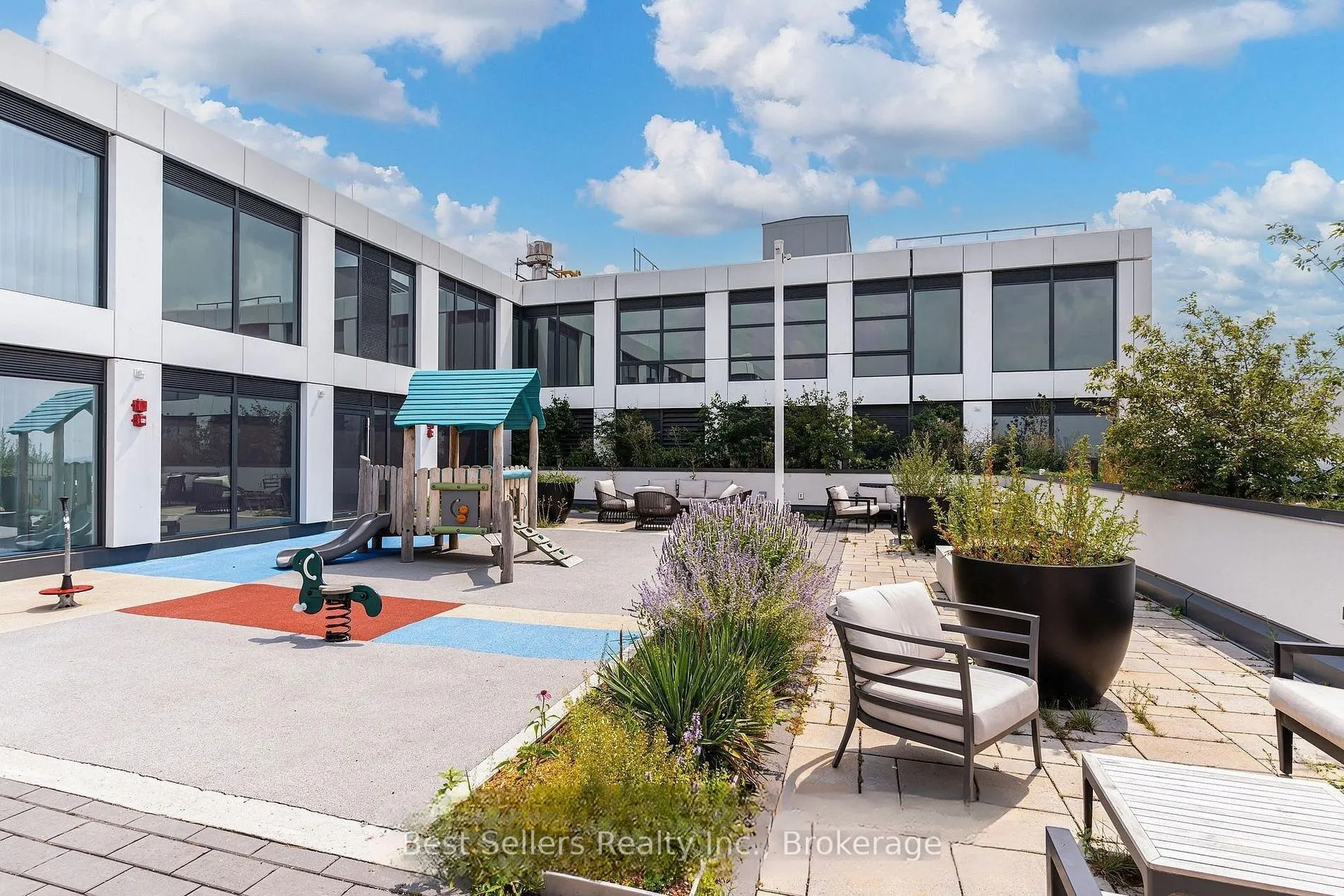 1100 Sheppard Avenue W #908