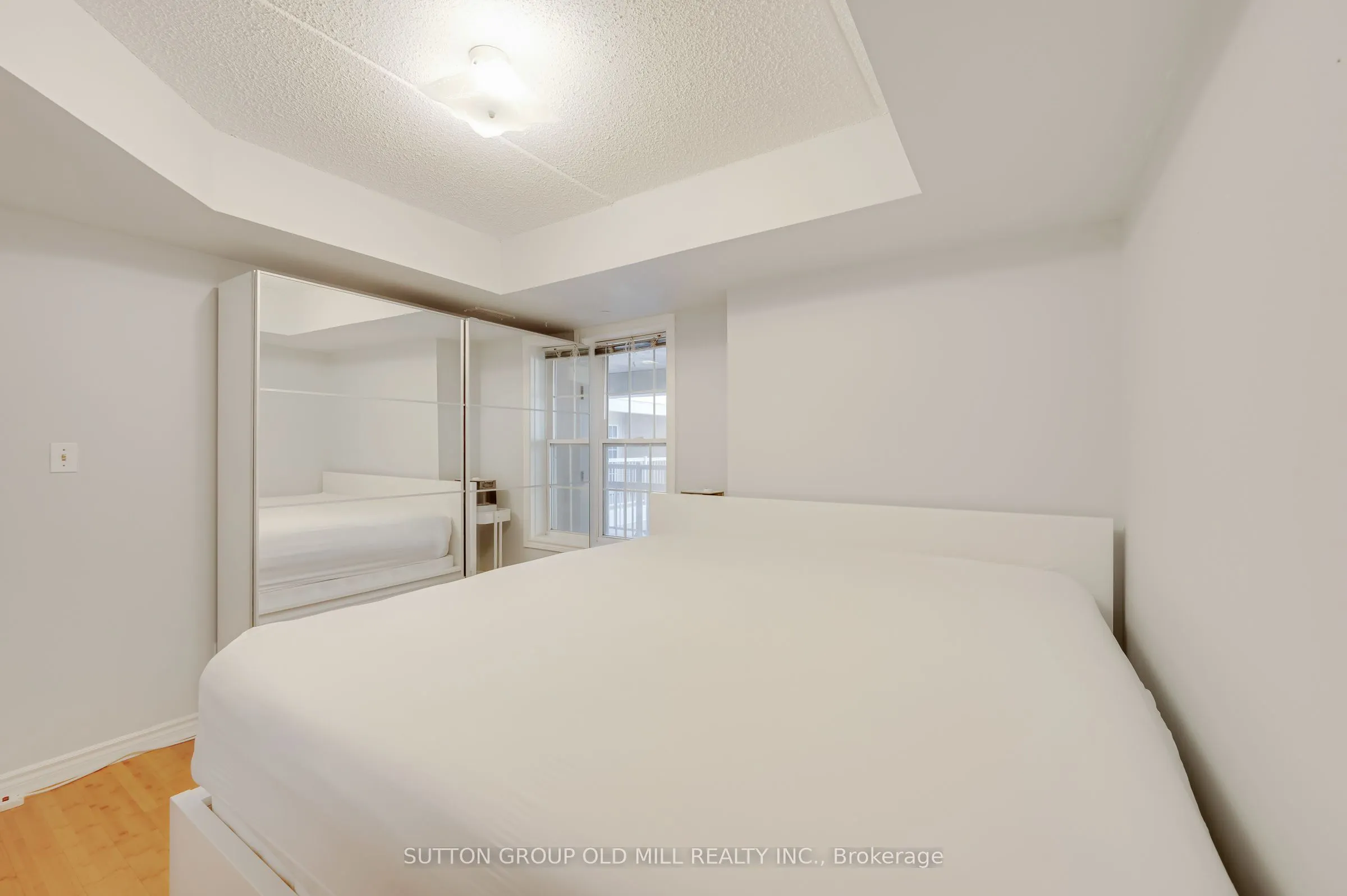 1470 Bishops Gate #208