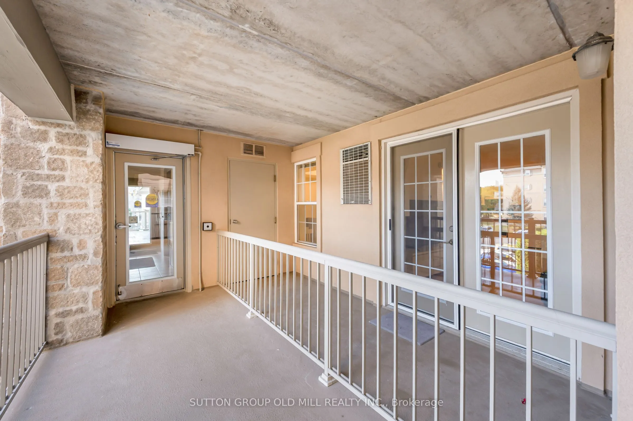 1470 Bishops Gate #208