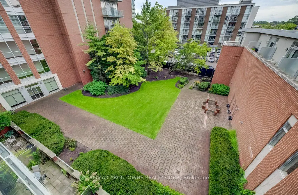 80 Port Street E #403