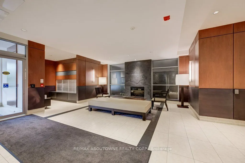 80 Port Street E #403