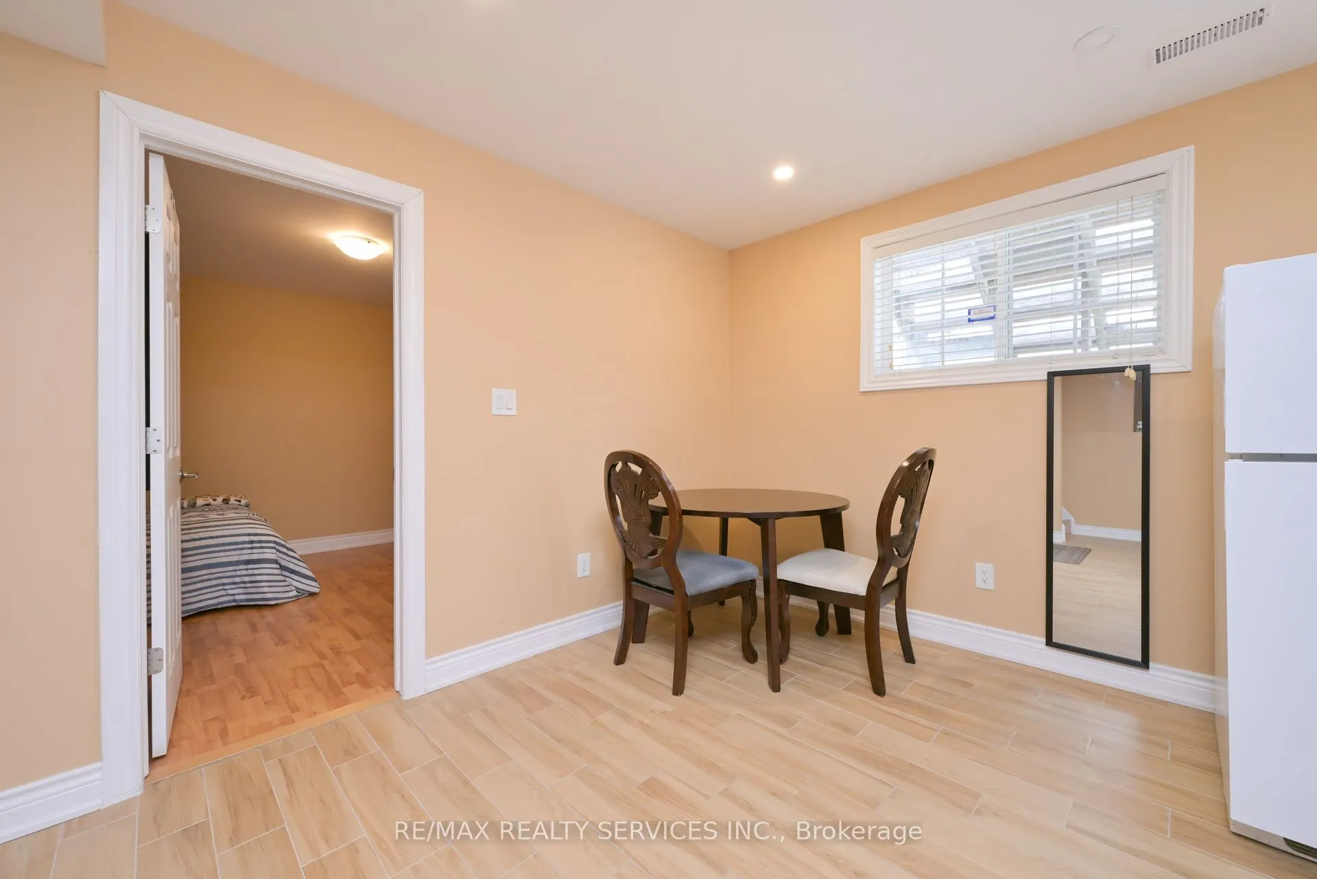 42 Brambirch Crescent