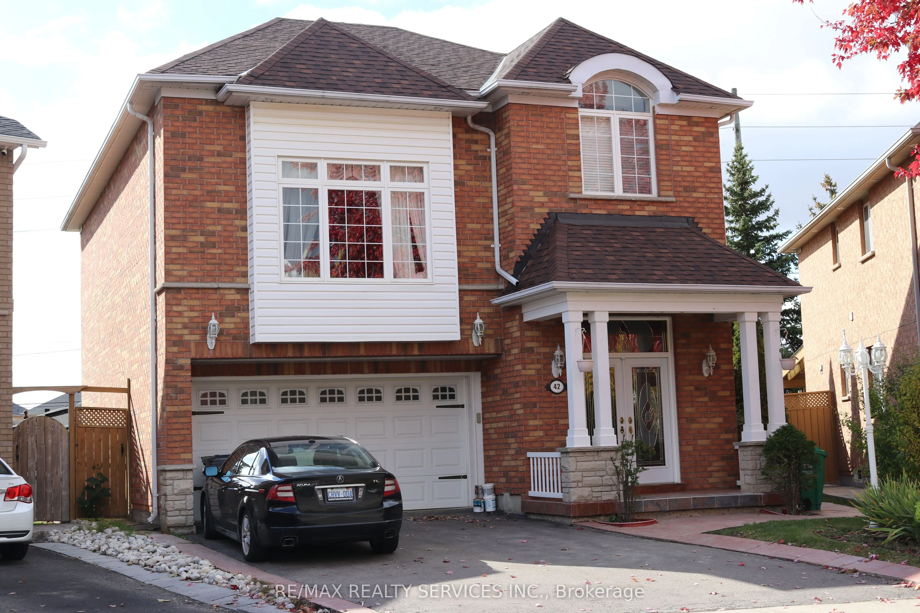 42 Brambirch Crescent