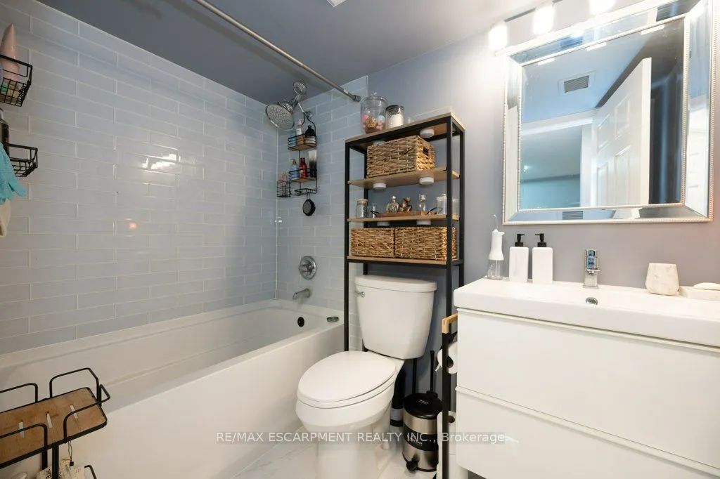 2391 CENTRAL PARK Drive #209