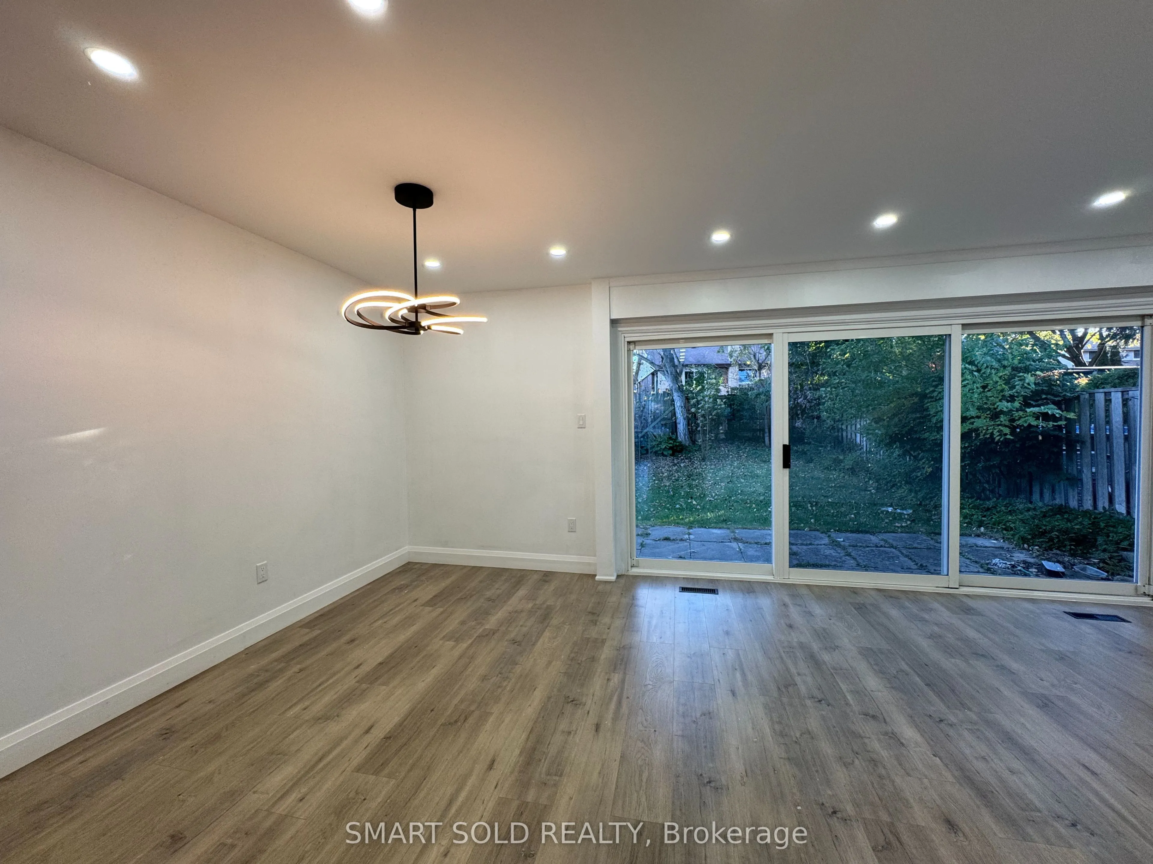 4082 Pheasant Run