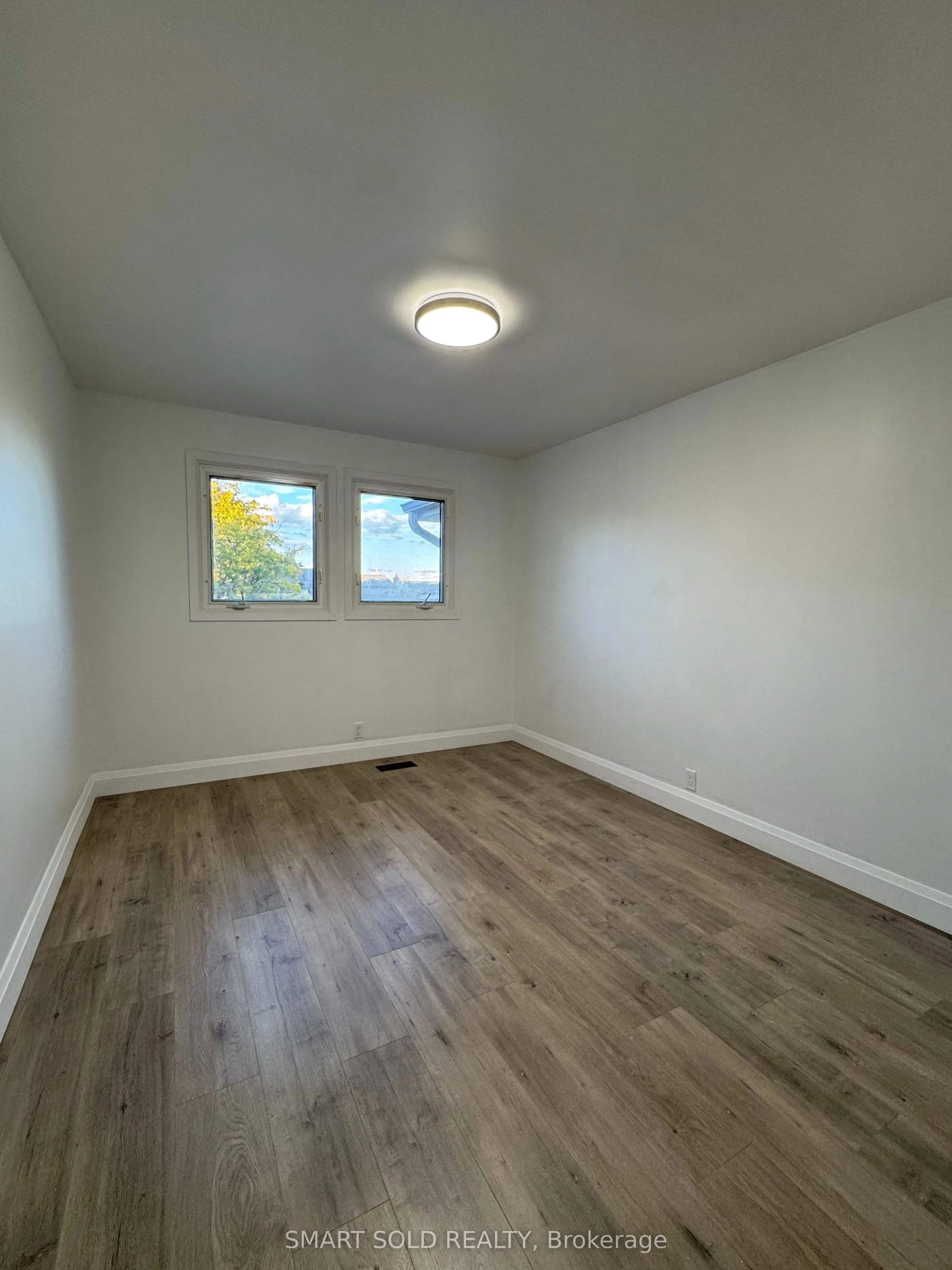 4082 Pheasant Run