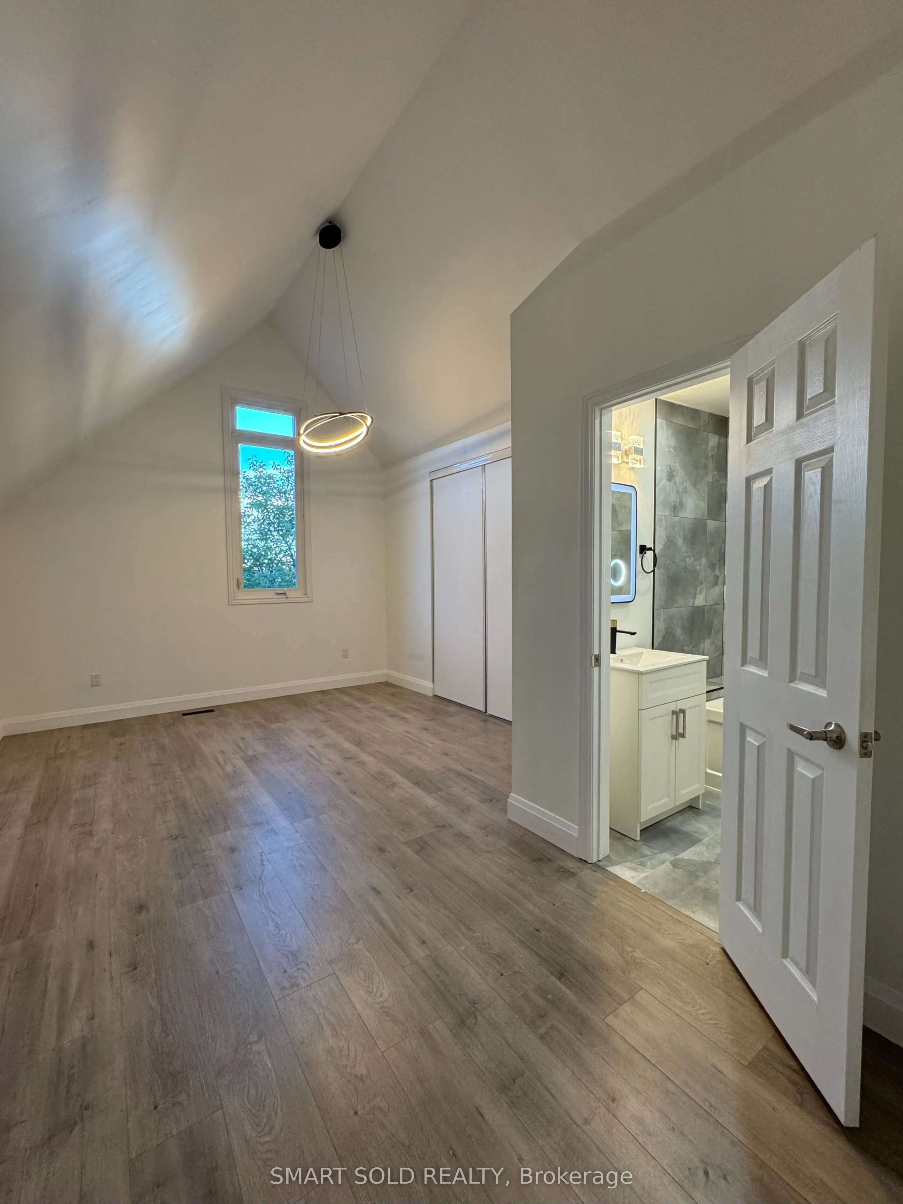 4082 Pheasant Run