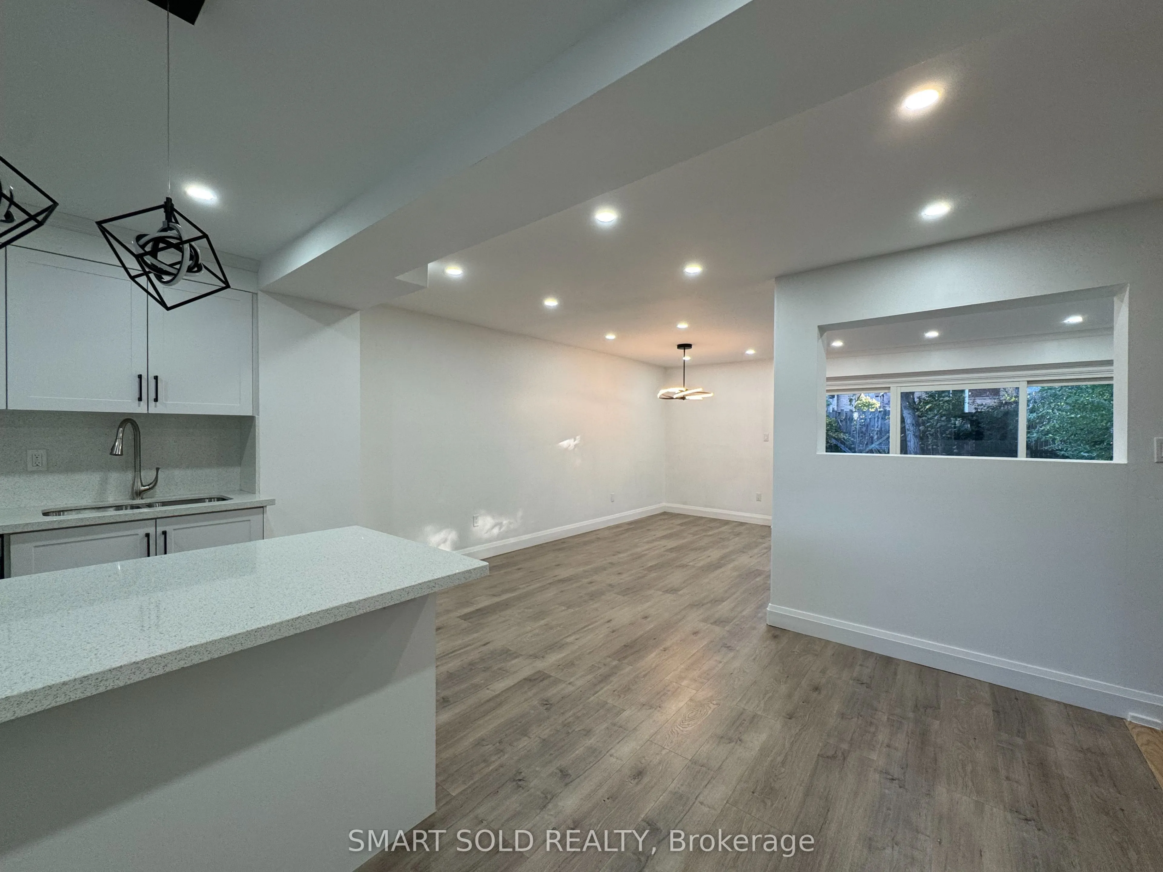 4082 Pheasant Run