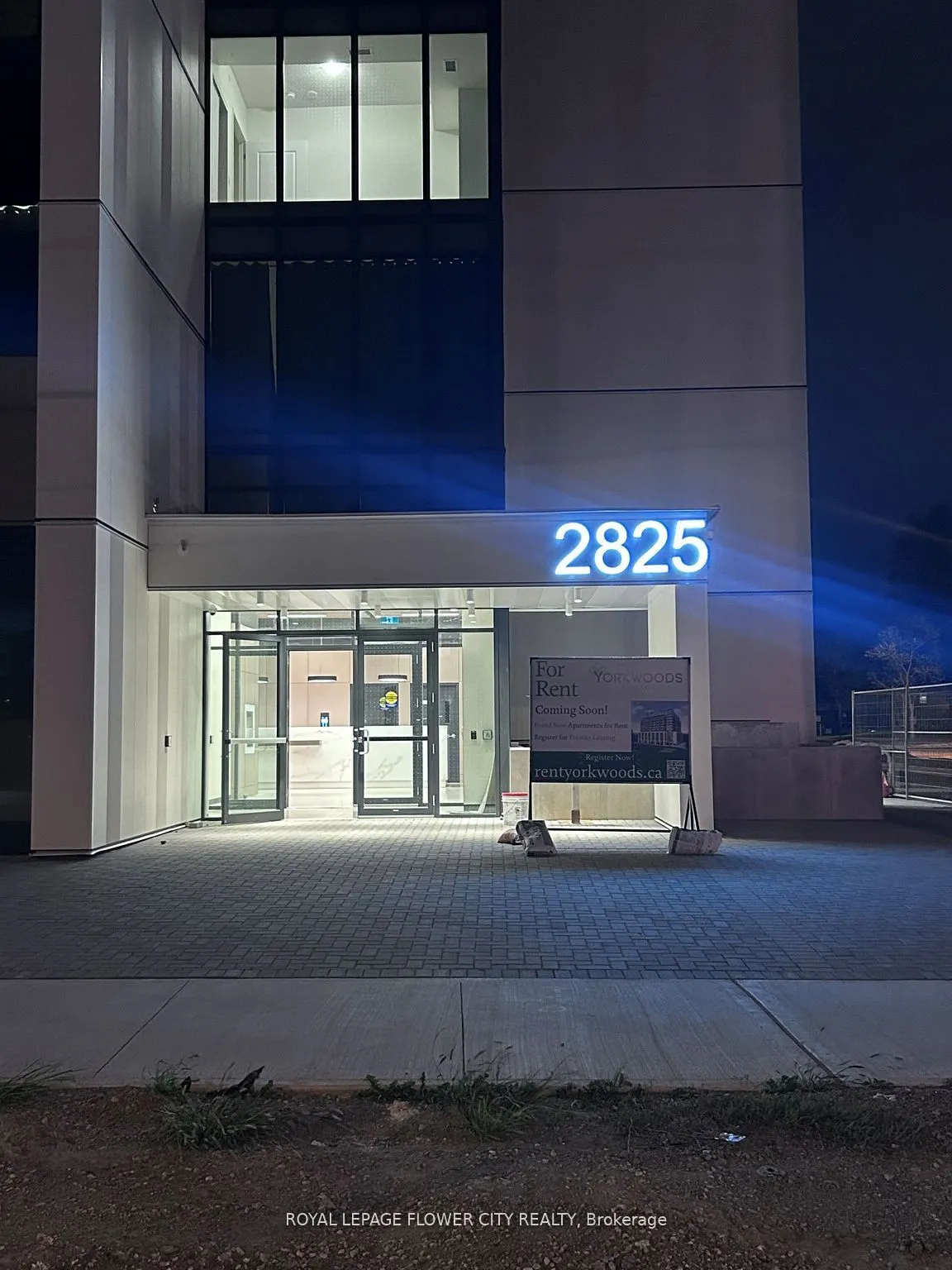 2825 Jane Street #1006