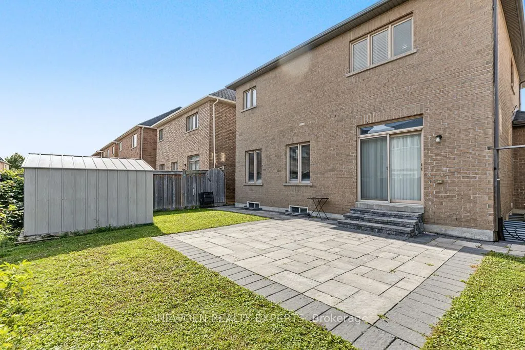 43 Lone Rock Circle