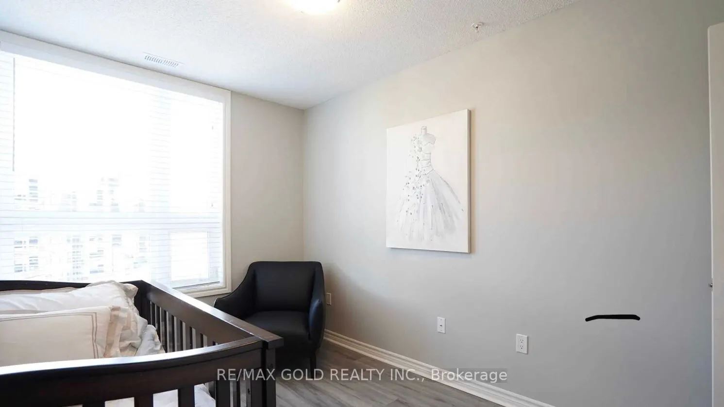 620 Sauve Street #406