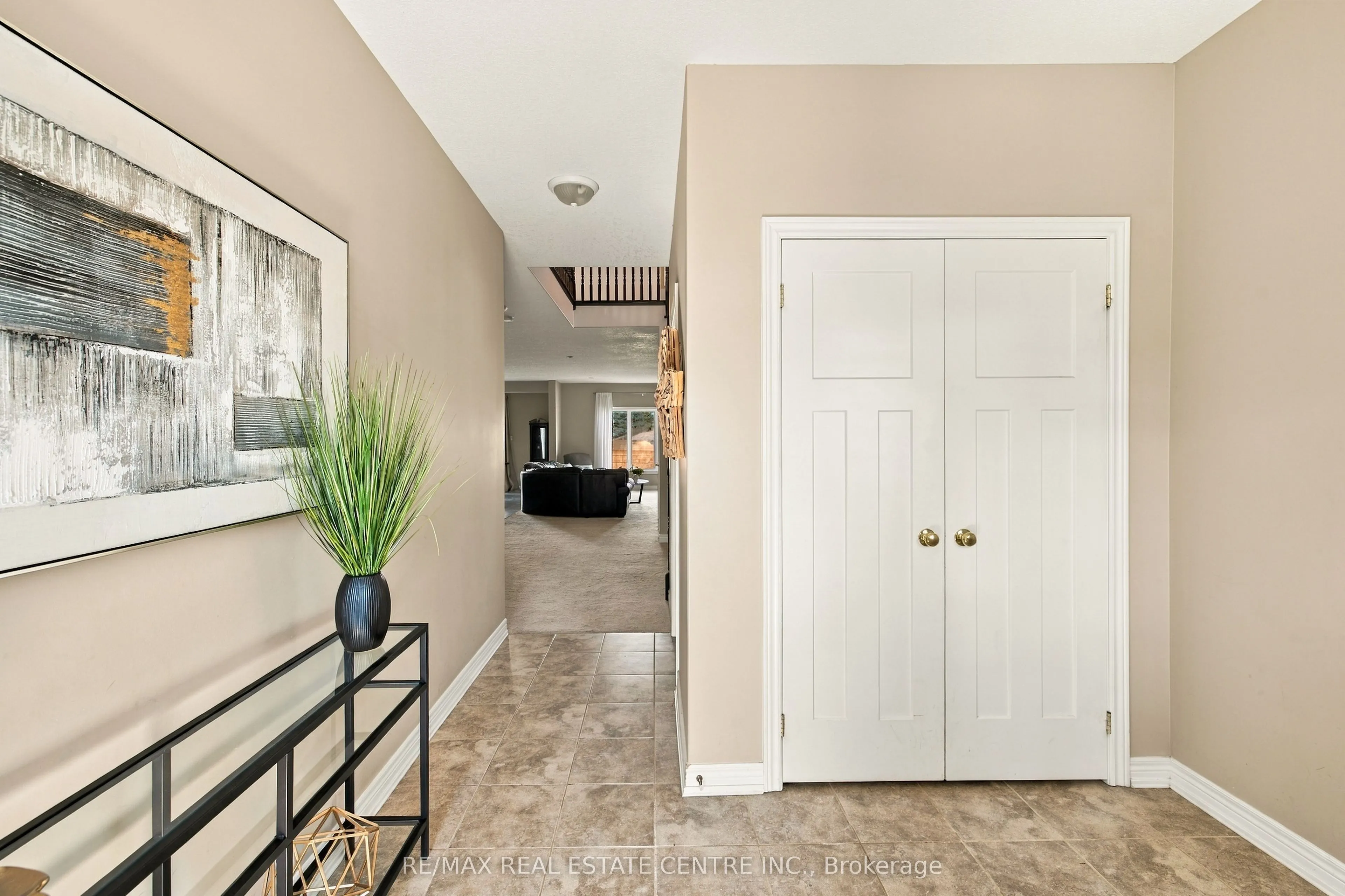 51 Laverty Crescent