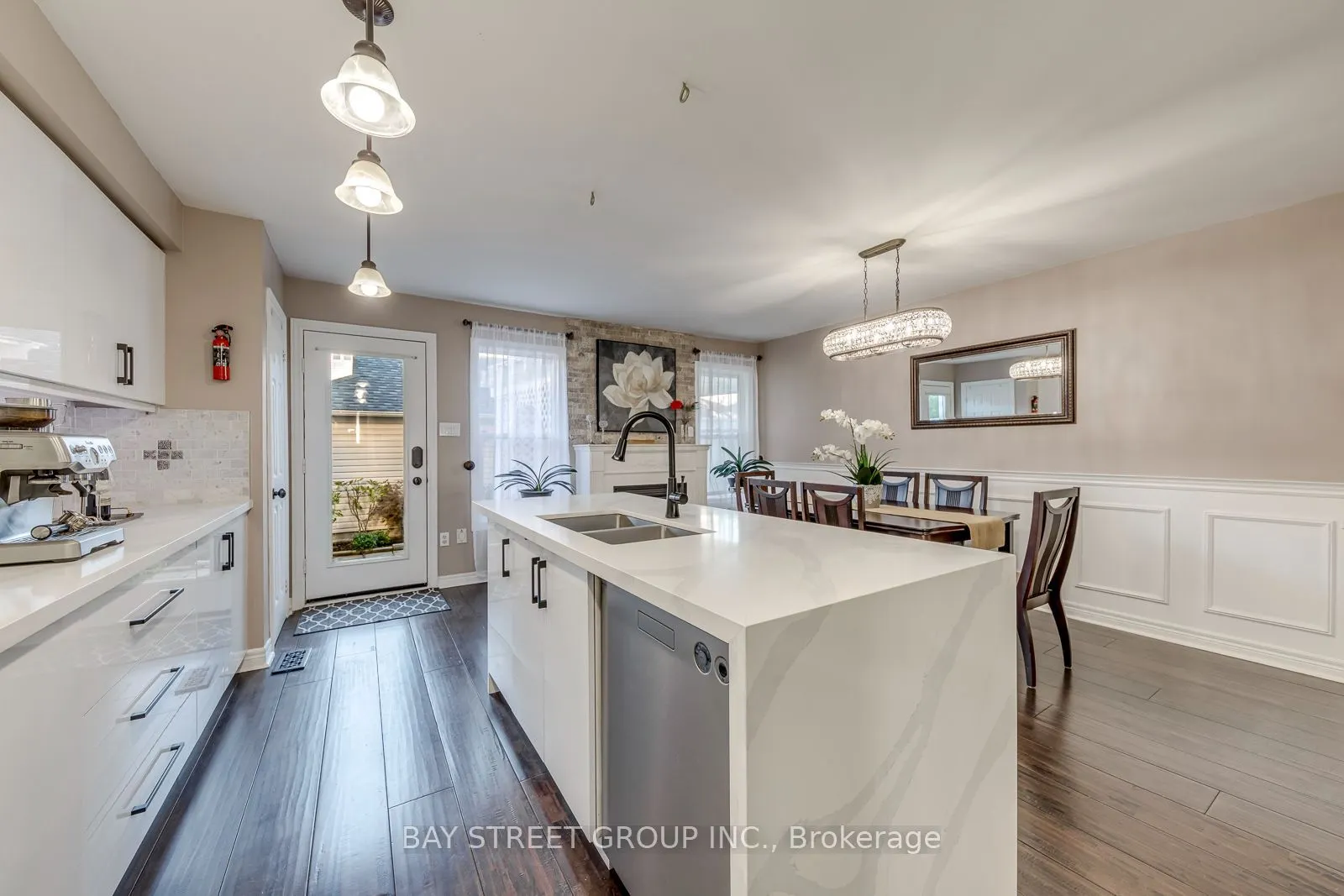 213 Littlewood Drive