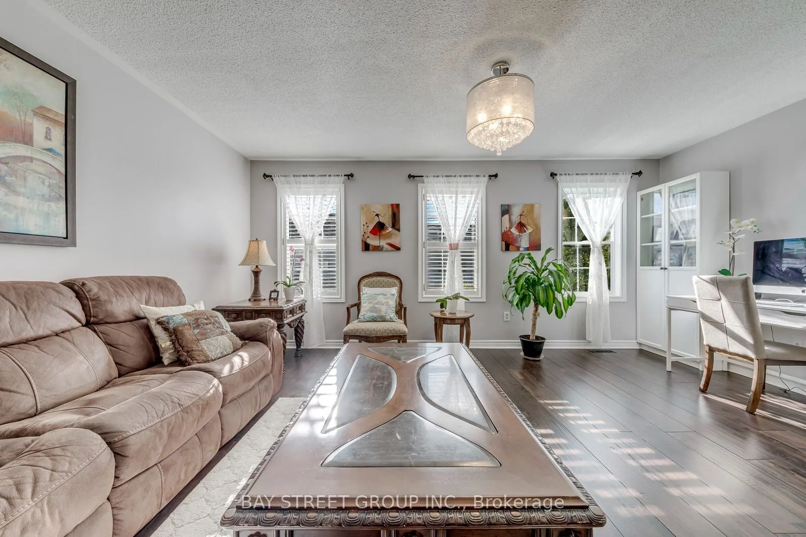 213 Littlewood Drive