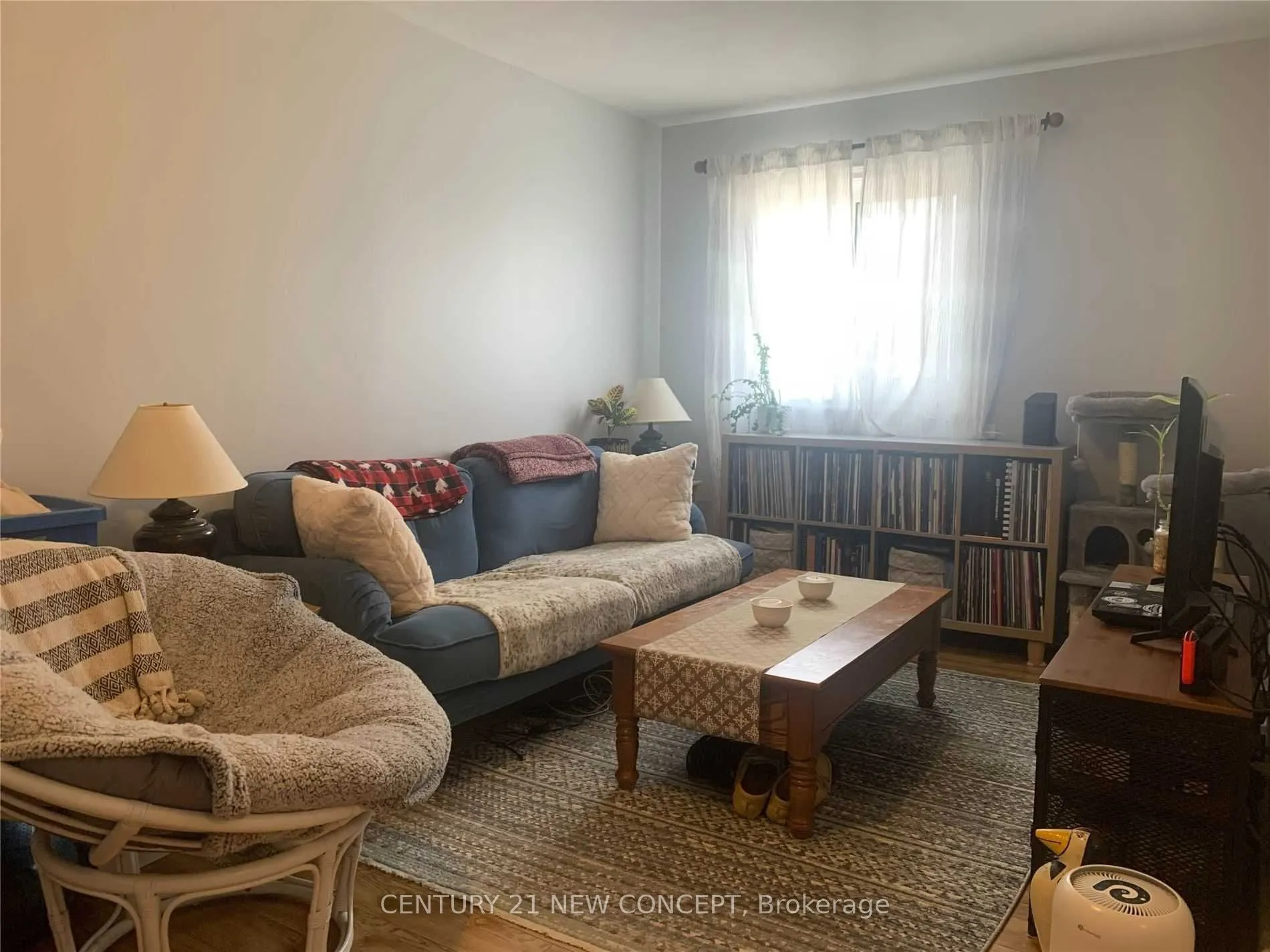 740 Lakeshore Road E #A