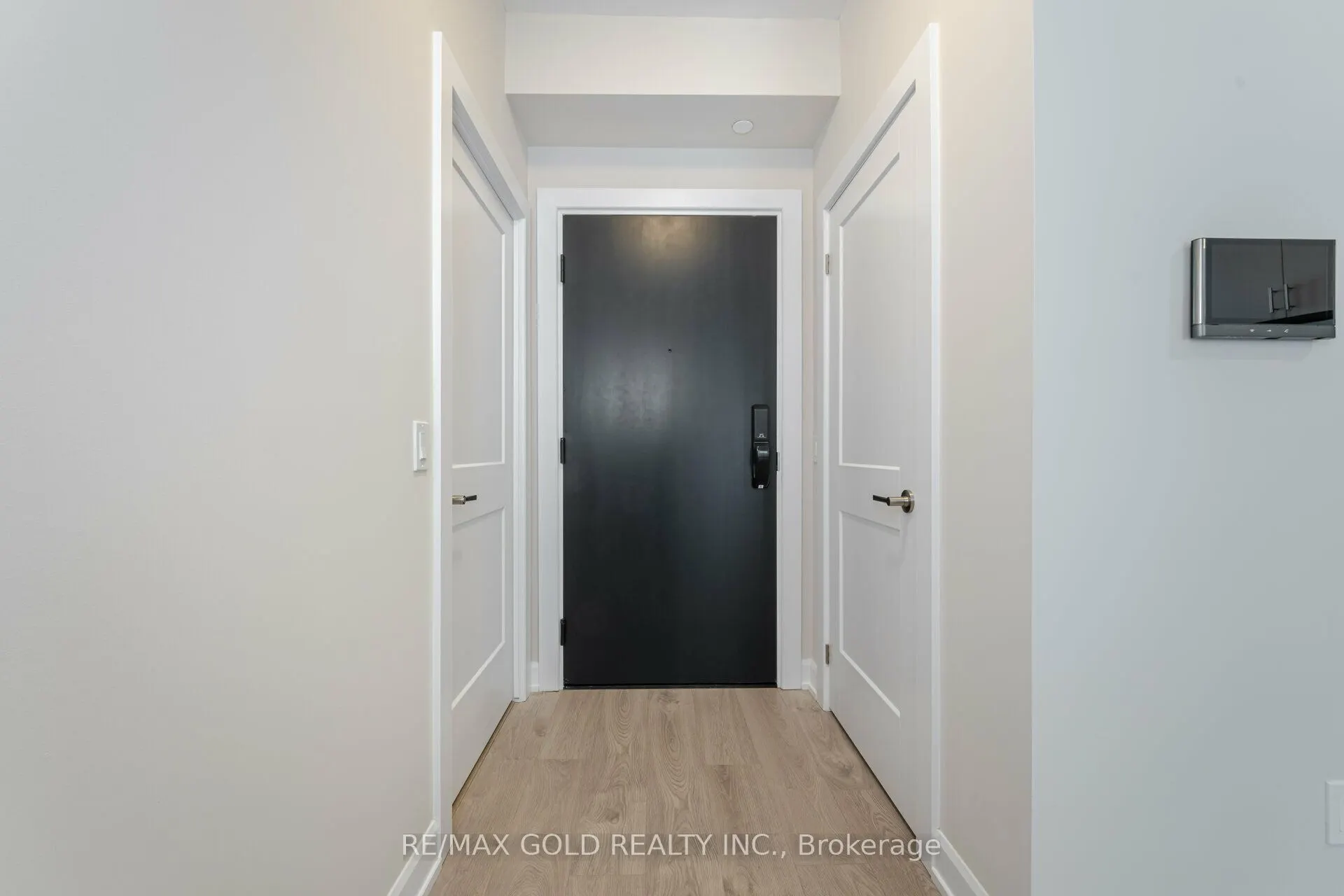 3220 William Coltson Avenue #817