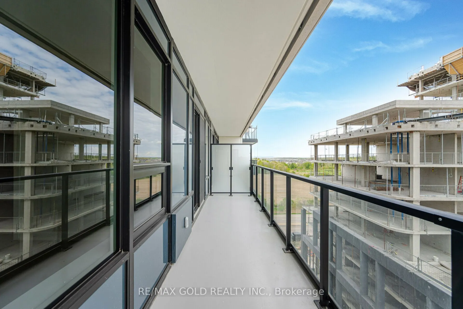 3220 William Coltson Avenue #817
